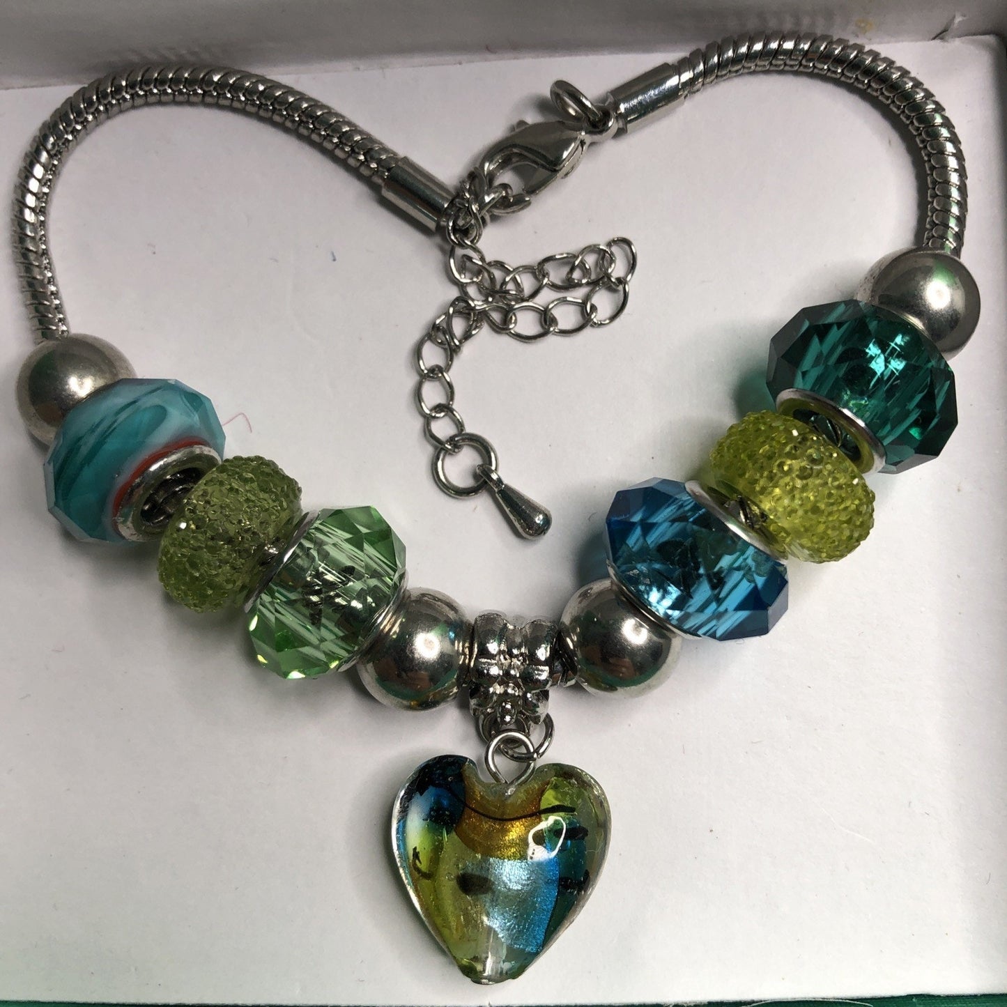 JCPenney Bracelet by Dazzling Designs Beads Heart Charm Gift Box