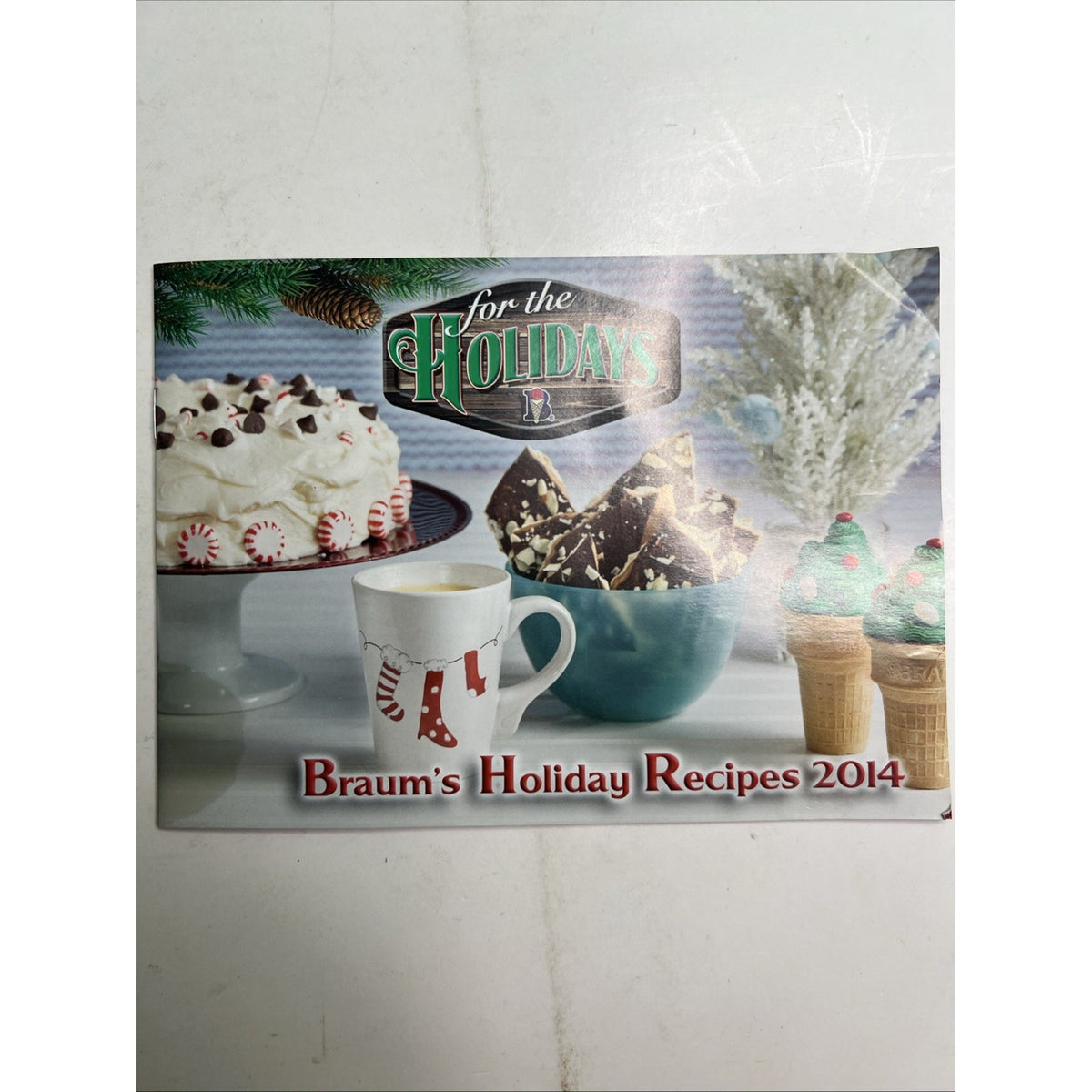 VTG 2014 Braum's Holiday Recipes Mini Cookbook Booklet Christmas Entertaining
