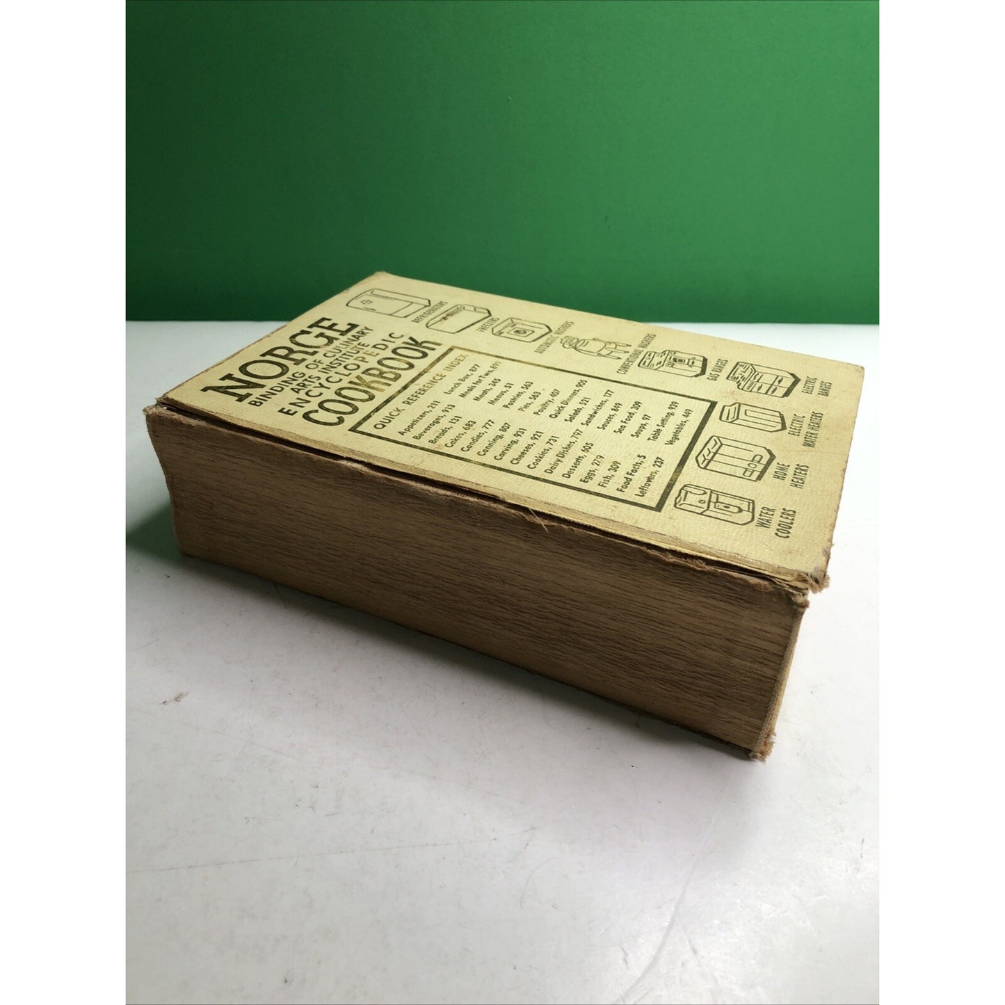Norge Binding of Culinary Arts Institute Encyclopedic Cookbook Recipes Menu