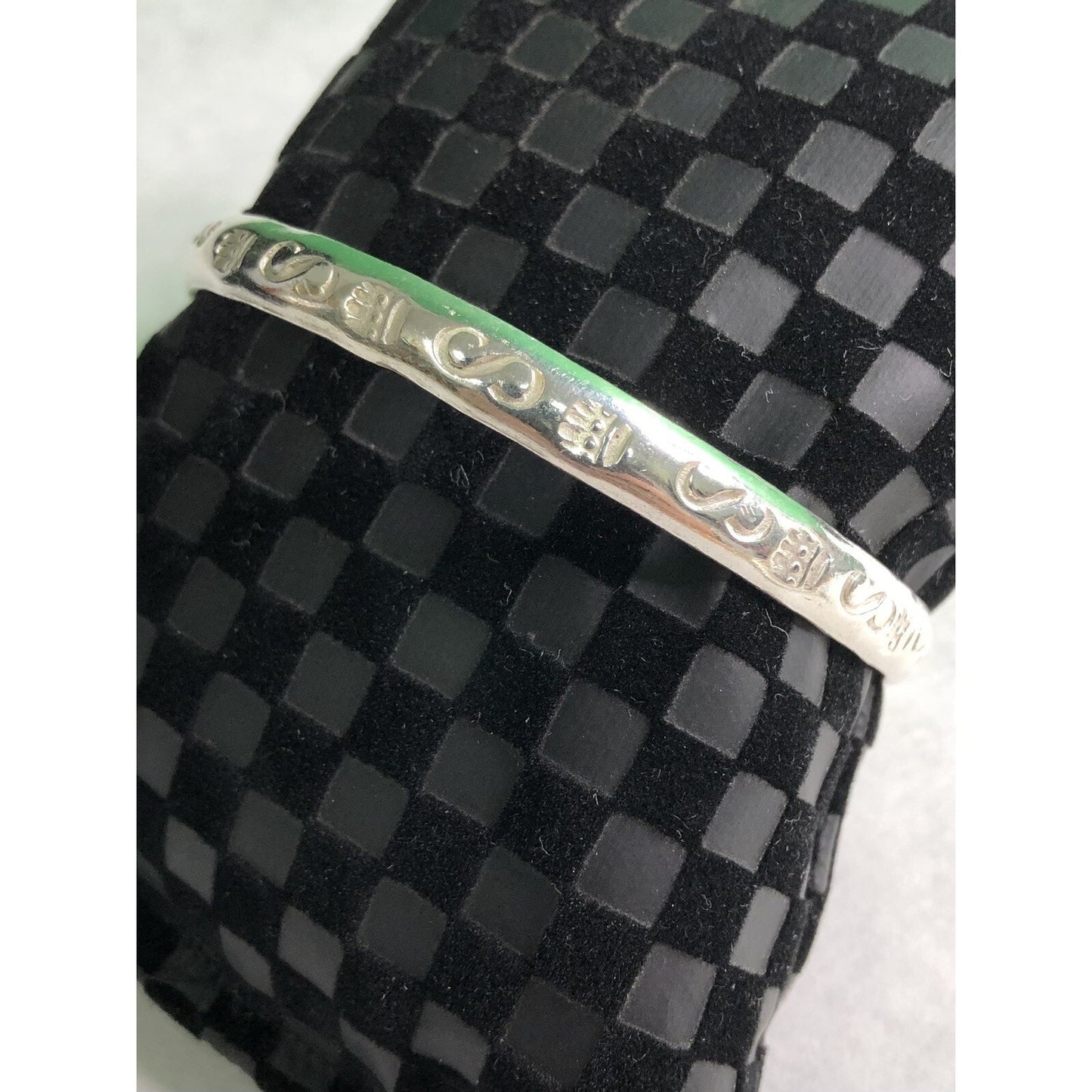 Vintage Mexican Solid Sterling Silver Bangle Bracelet Marked 20+ Grams “S”Design