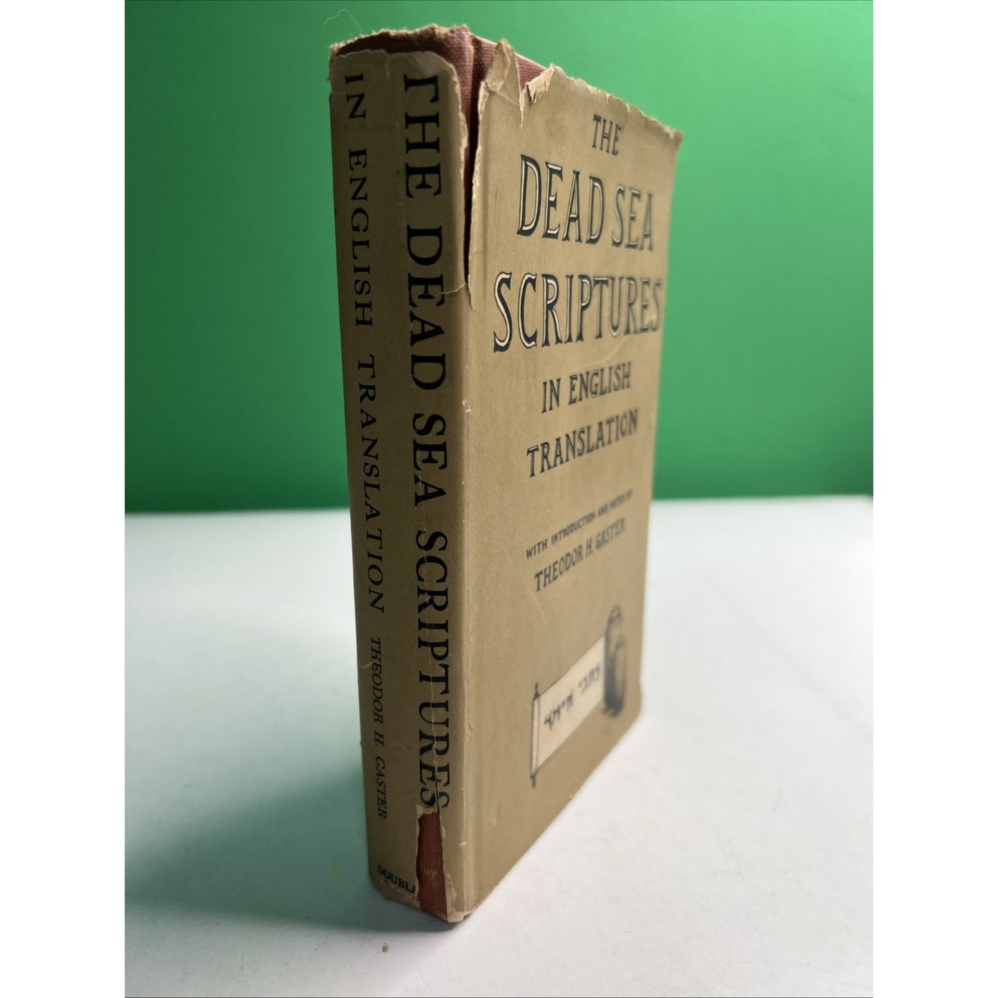 Theodor H. Gaster THE DEAD SEA SCRIPTURES IN ENGLISH 1956 1st Edition HC DJ