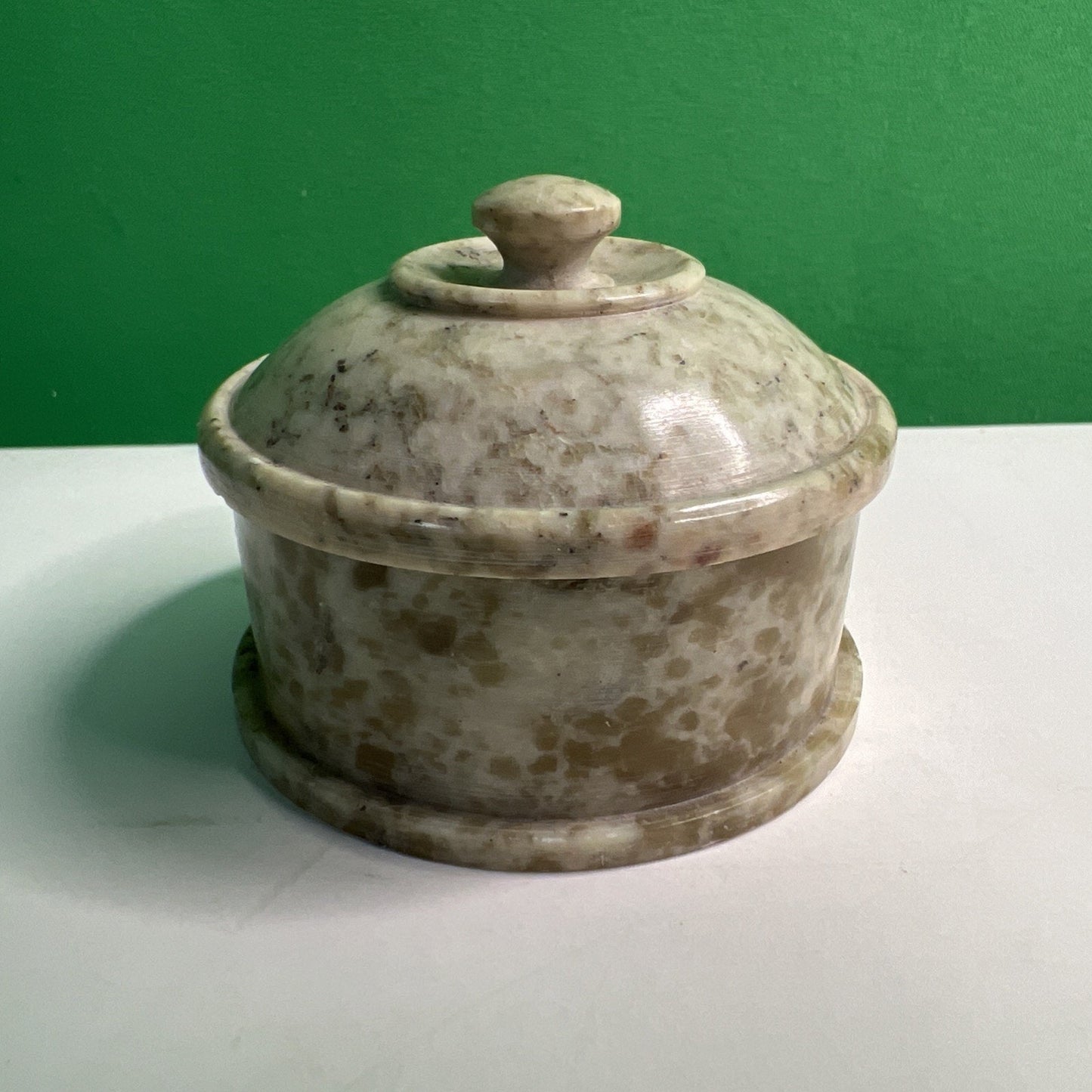 Carved Soapstone Small Inlaid Round Box Trinket Vanity Natural Stone Lid