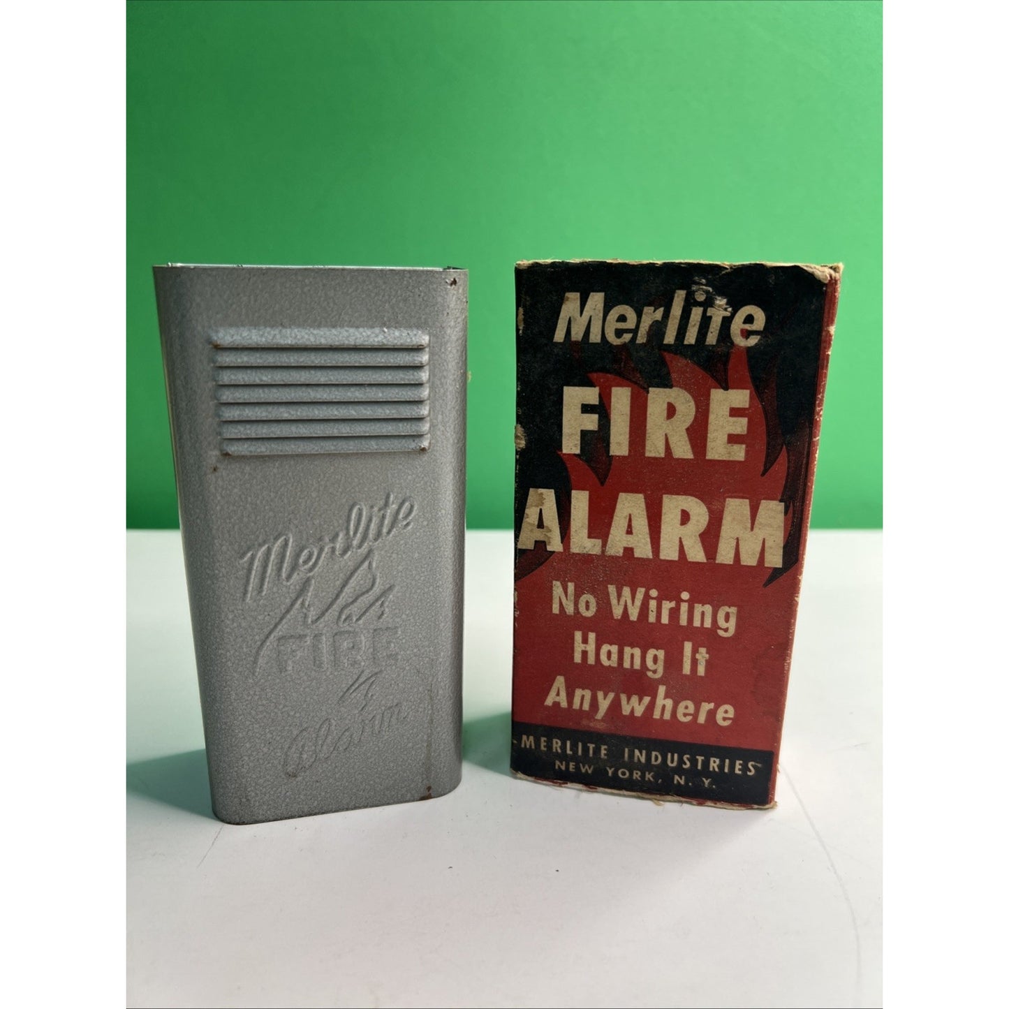 Merlite Fire Alarm No Wiring Hang Anywhere Vintage Silver Open Box