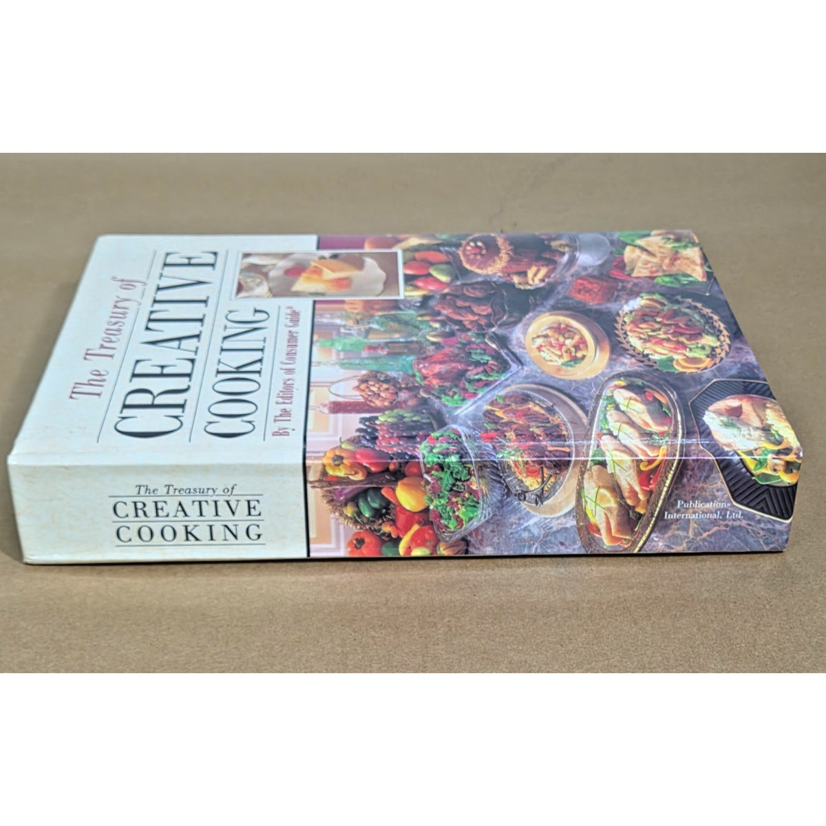 Vintage 1992 Treasury of Creative Cooking Cookbook - Gold Gilded Edges HC VG+