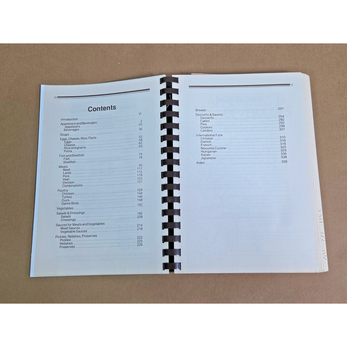 Vintage 1986 Puttin' on the Peachtree Cookbook Junior League DeKalb GA