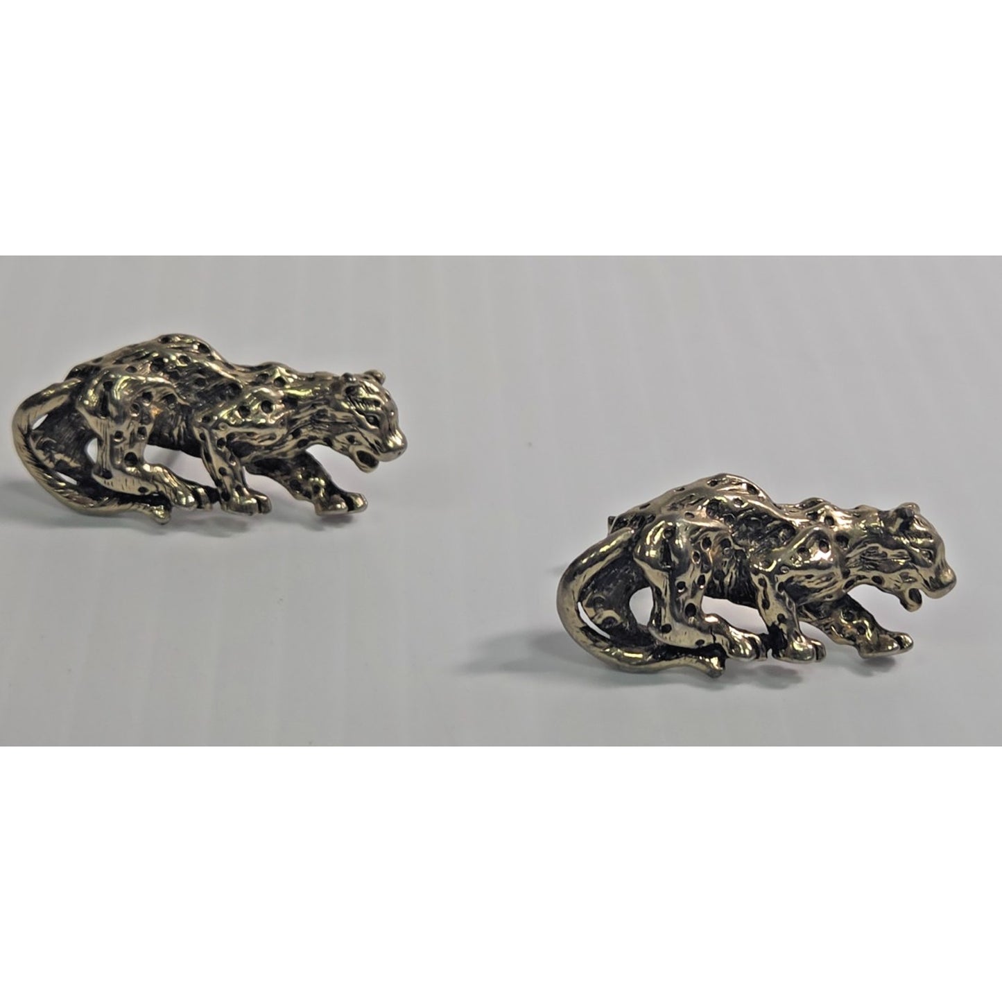 Vintage Signed SWANK Goldtone Leopard Cufflinks 1.5"W High-Relief Artisan Design