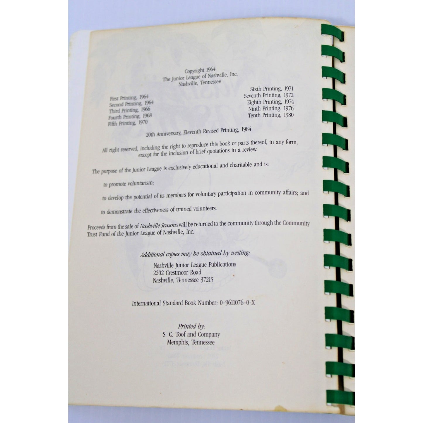 Vintage "Nashville Seasons" Cookbook, Junior League of Nashville, TN