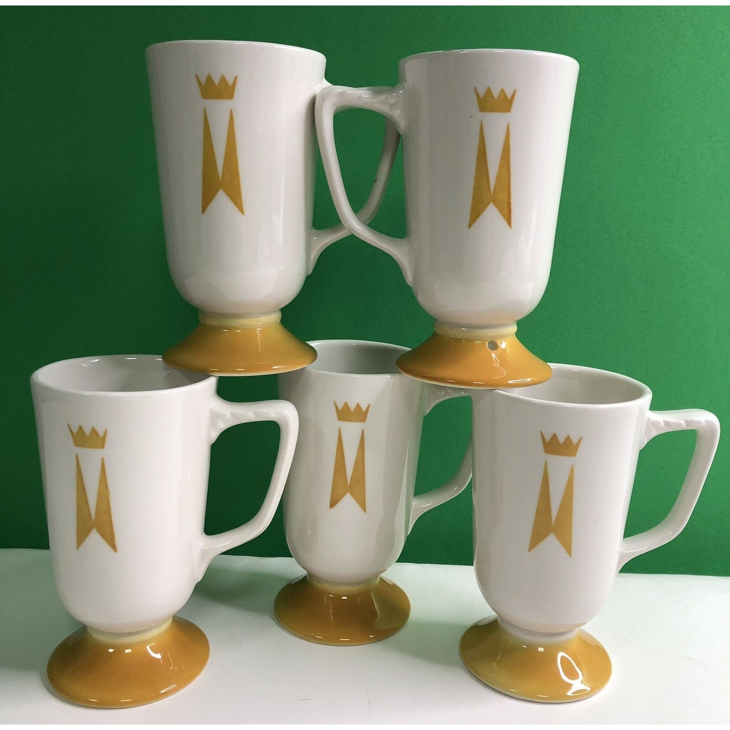 Set 5 Mid Century Homer Laughlin Marriott Gold Crown Footed Coffee Cups Mugs