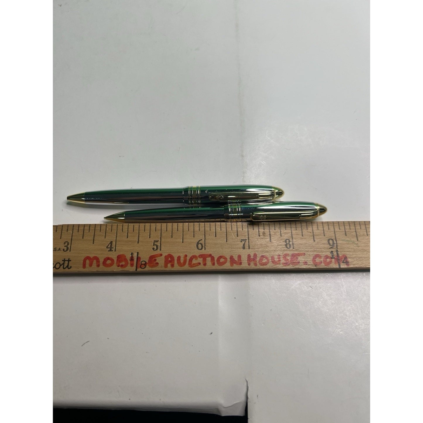 Bill Blass Signature Chrome & Gold Pen & Pencil Set Pre Owned