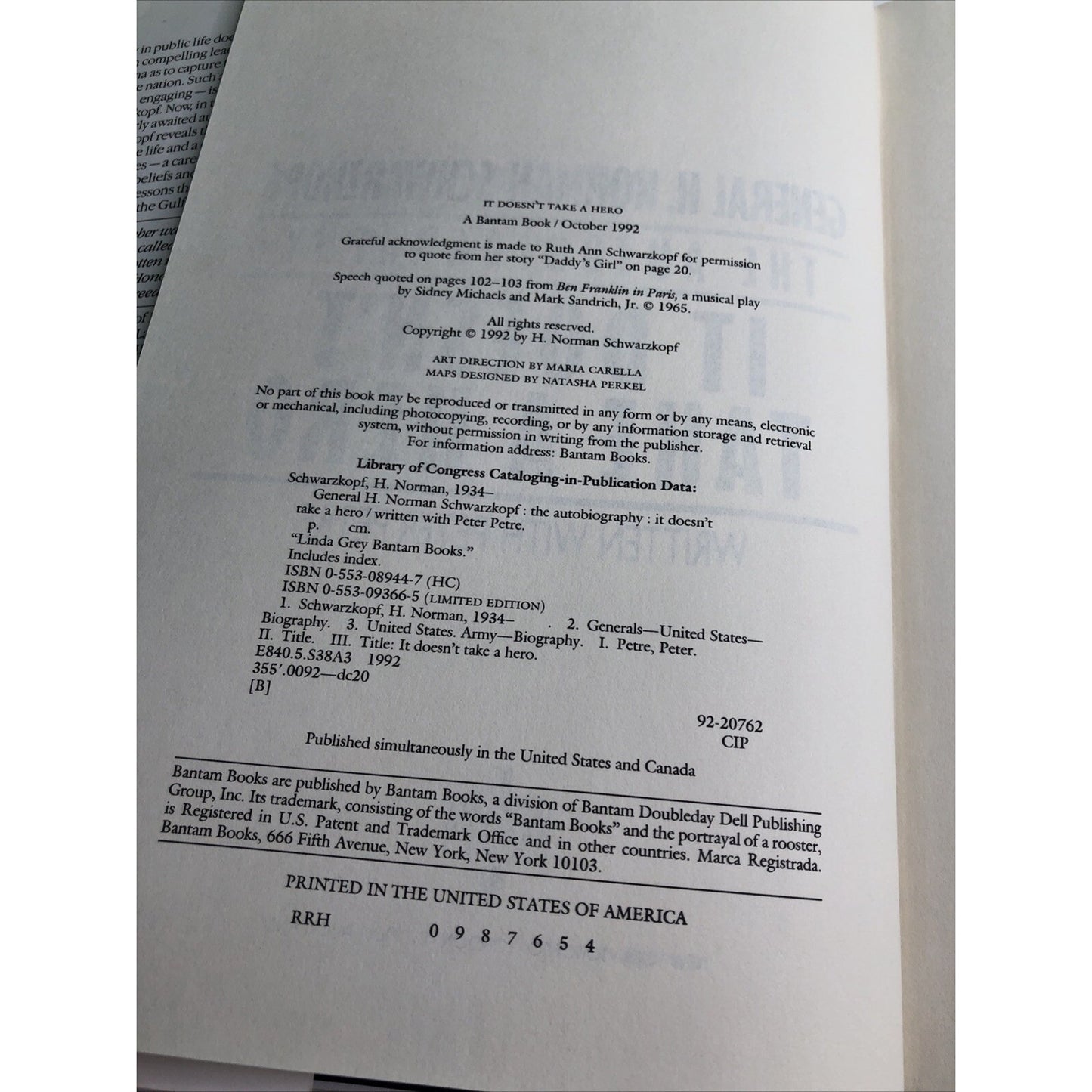 It Doesn't Take a Hero General H. Norman Schwarzkopf The Autobiography Petre