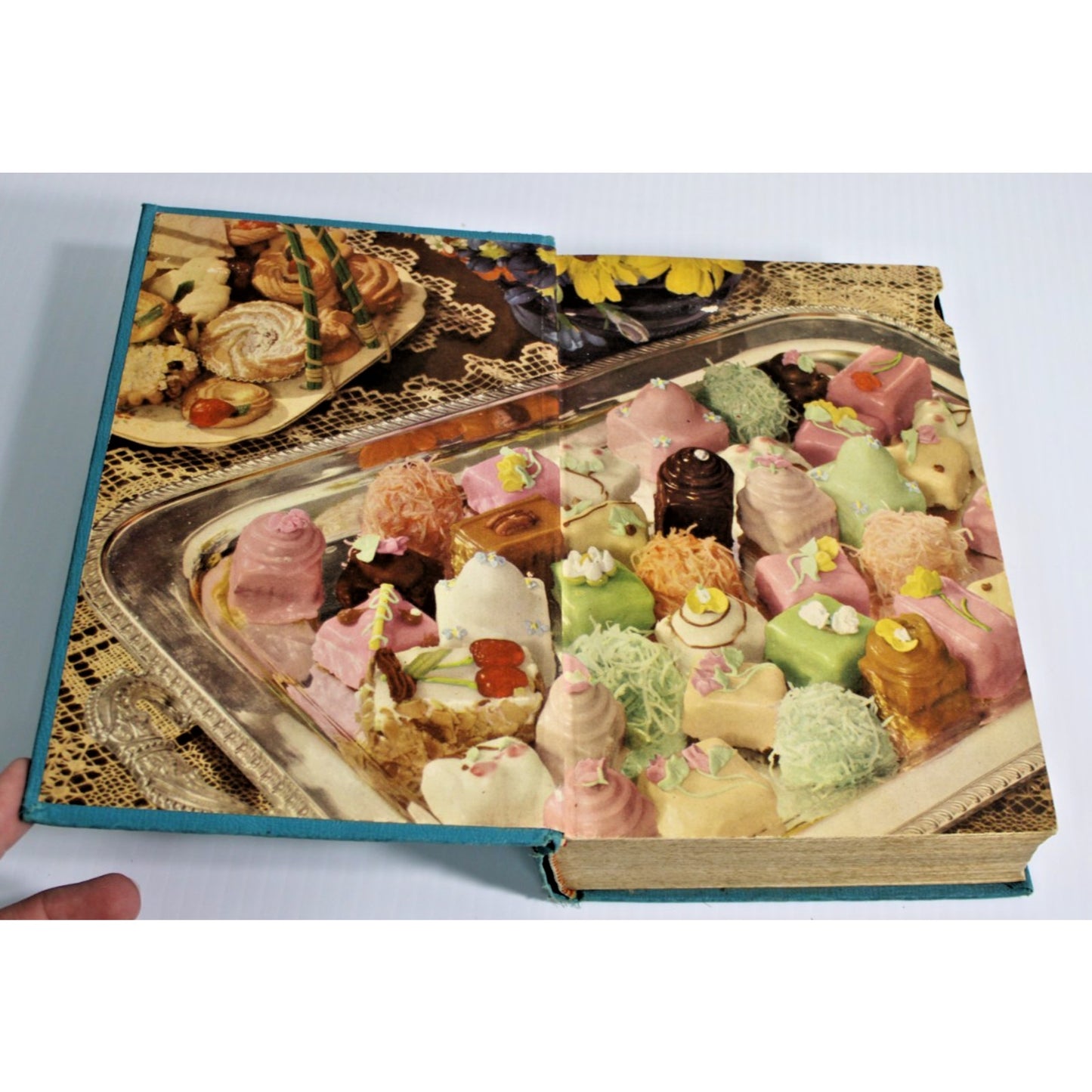 Vintage 1946 The American Woman's Cook Book- Ruth Berolzheimer National Binding