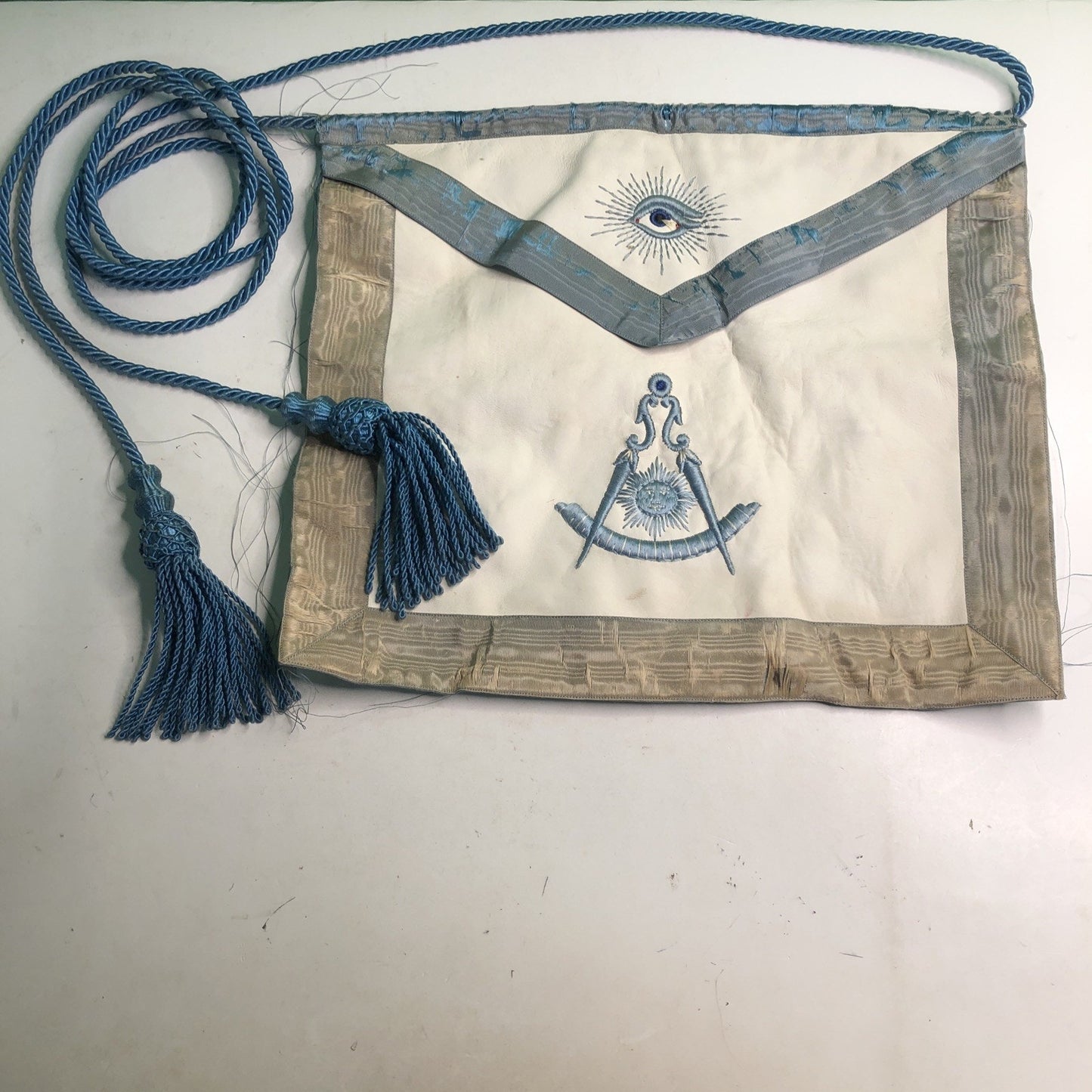 Masonic Past Master Embroidered Apron Presentation Freemason VINTAGE