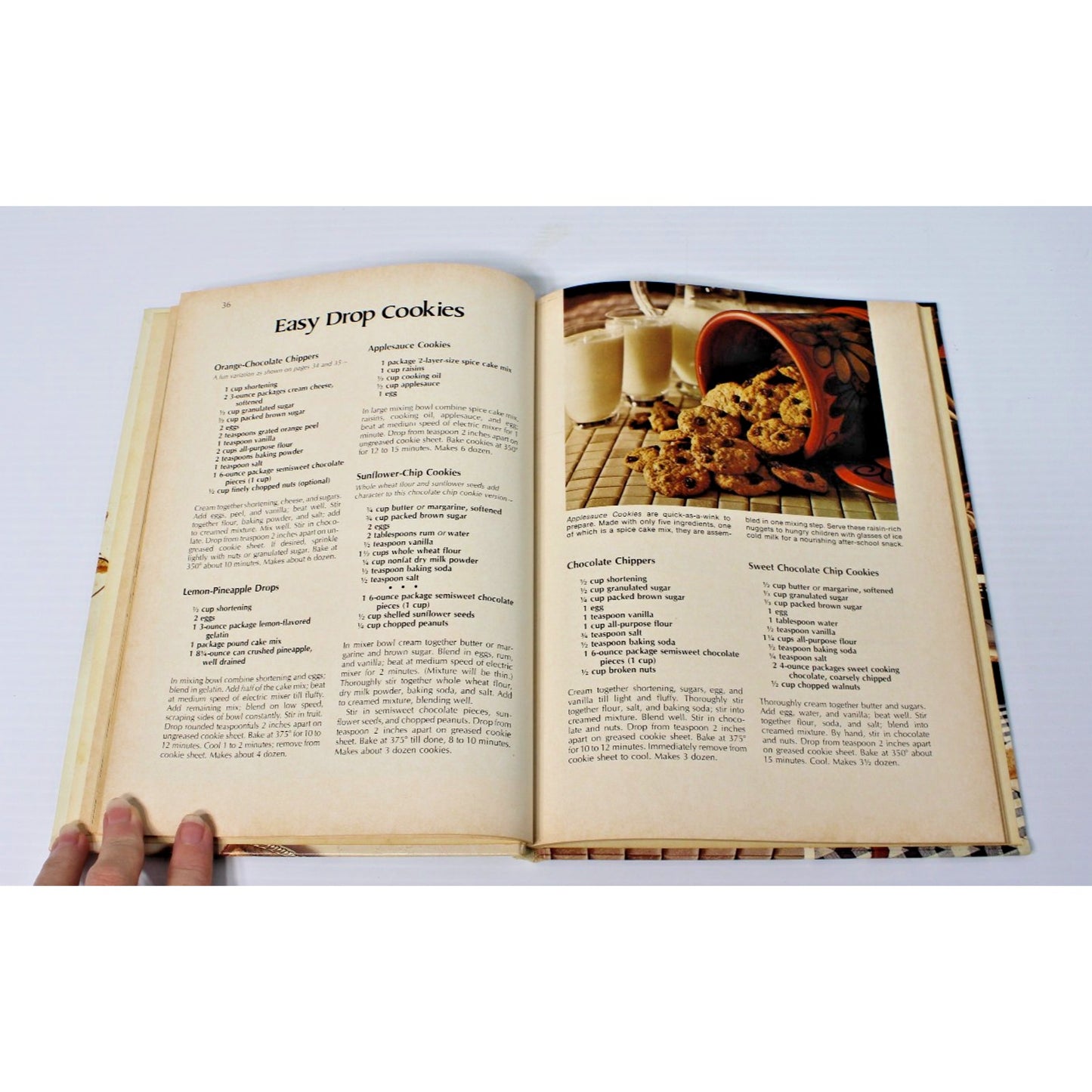 Vintage 1970s Better Homes & Gardens Homeade Cookies Cookbook- 200+ Recipes