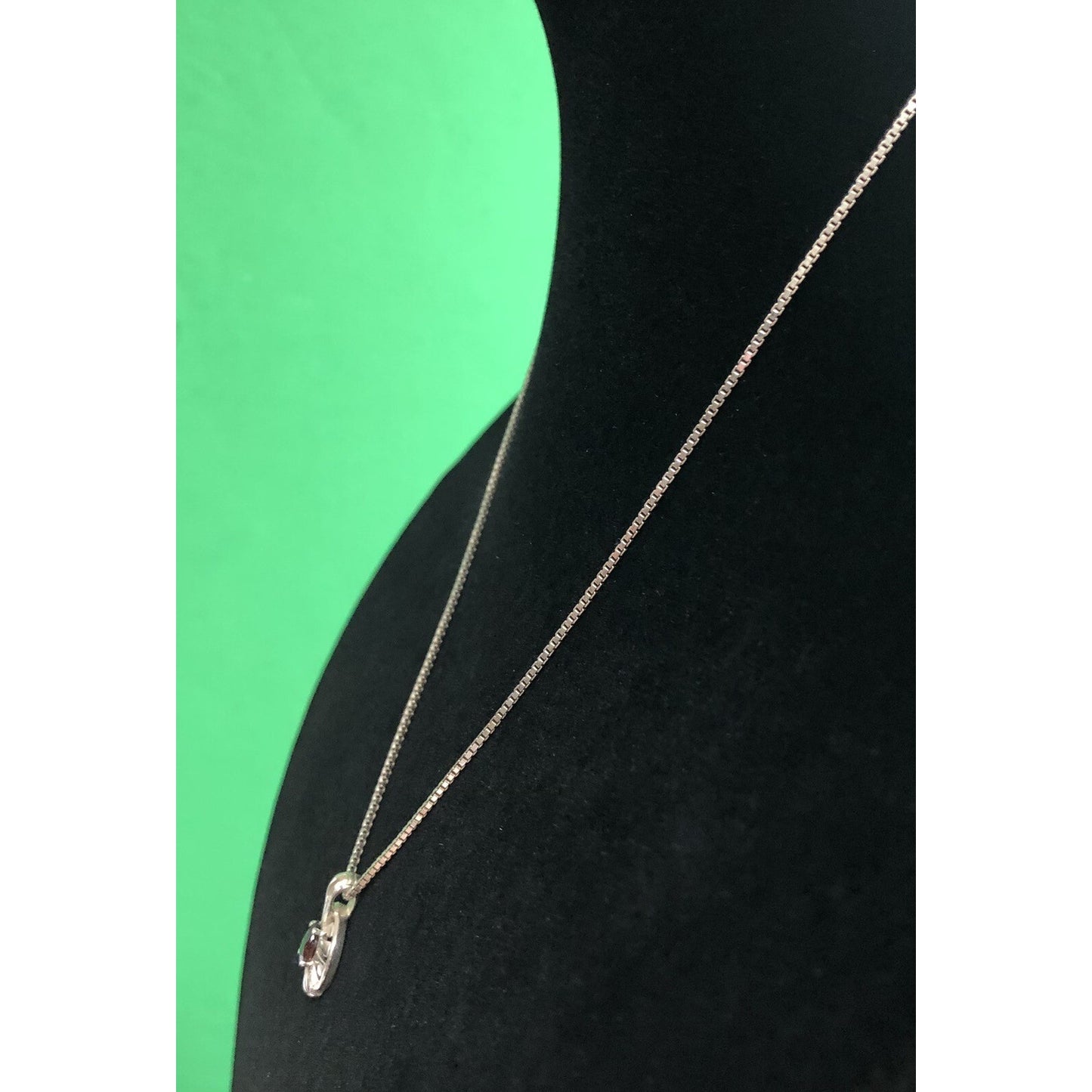 Vintage Garnet Sterling Silver Pendant Necklace Box Chain January Birthstone
