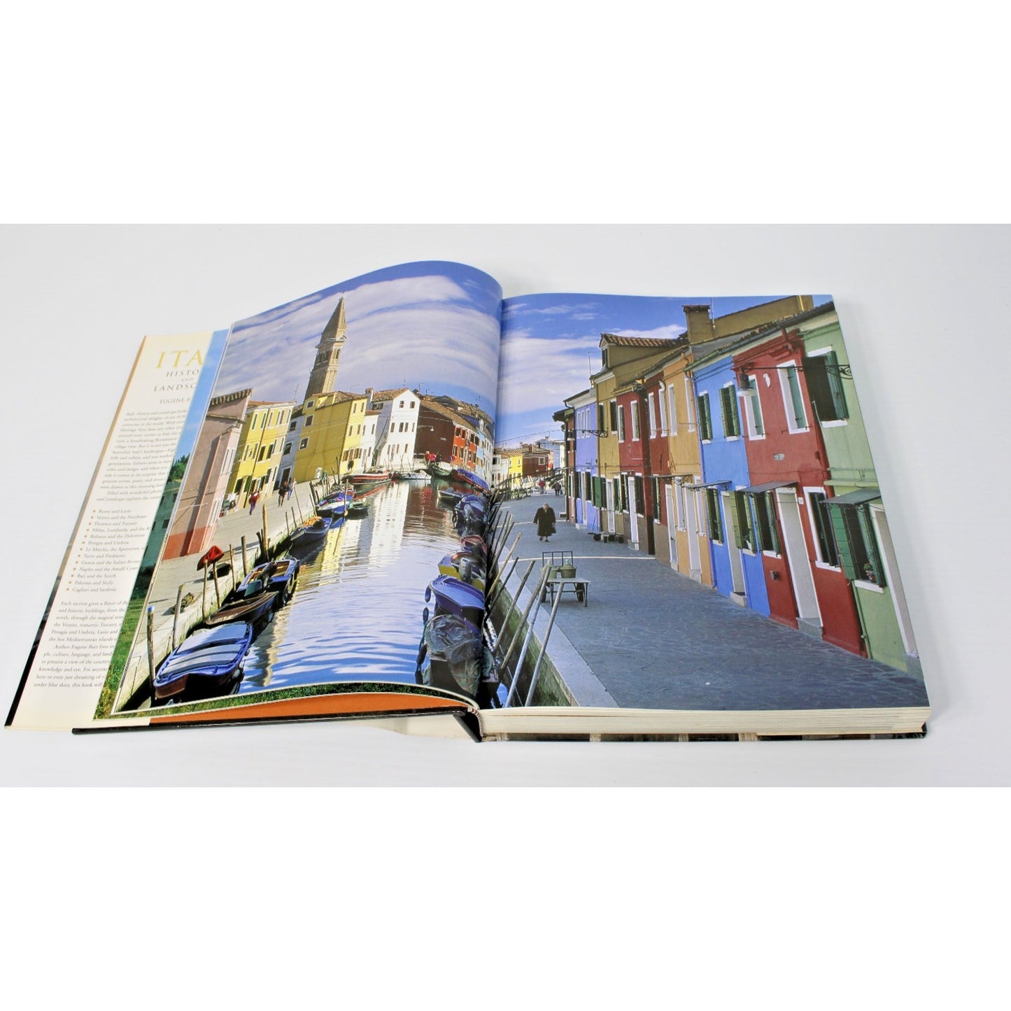 Italy: History and Landscape- Eugene Beer, 2006 HC/ DJ EXCELLENT Travel, Photos