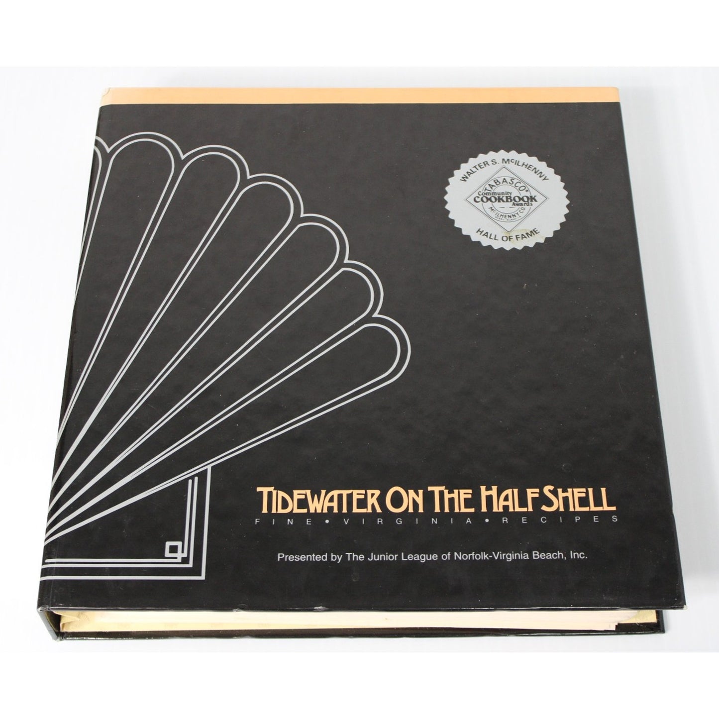 Tidewater On The Half Shell Cookbook- Junior League Norfolk Virginia Beach, 1995