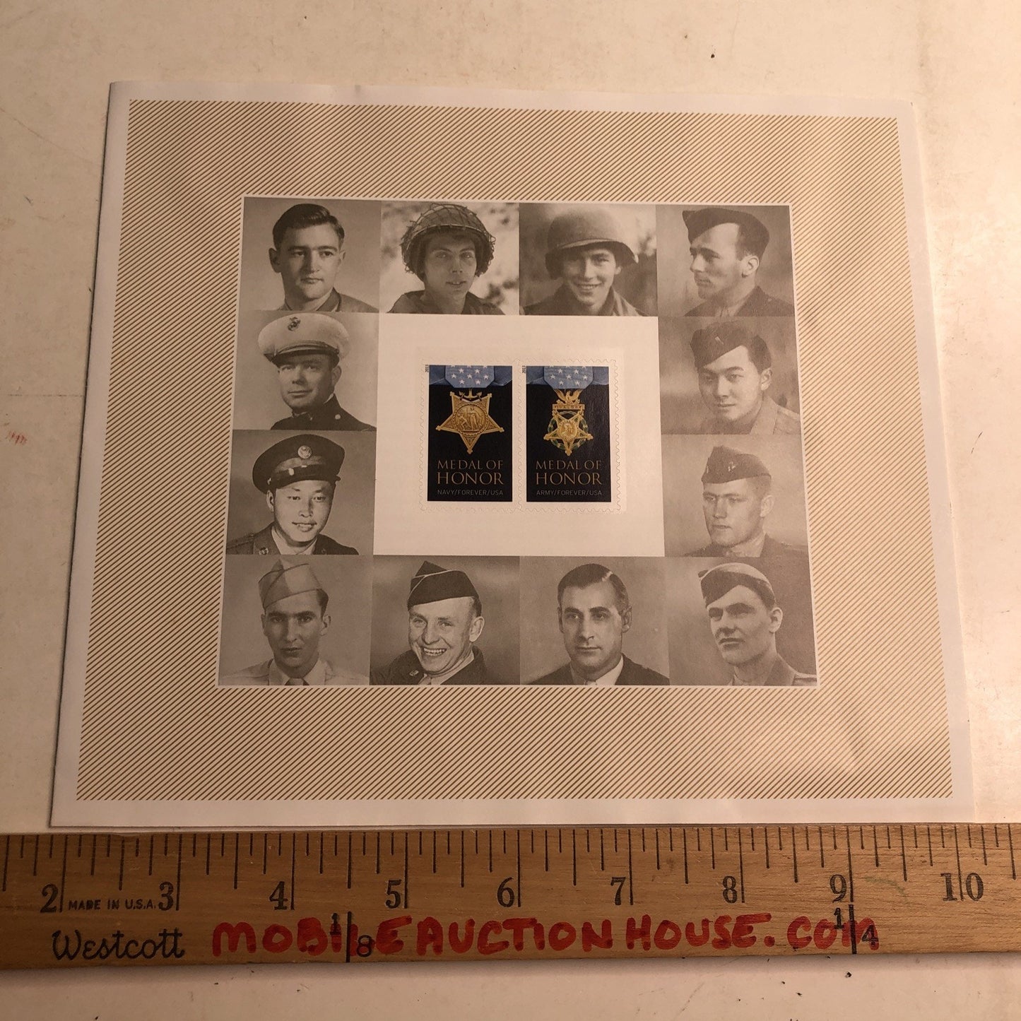2013 US Forever 20 Stamp Folio World War II Medal of Honor Recipients Navy Army