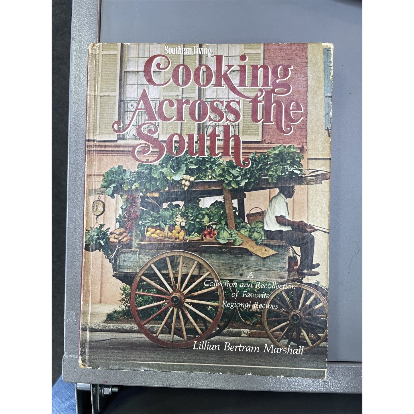 SOUTHERN LIVING COOKING ACROSS THE SOUTH By Lillian Marshall 1980 Cookbook HC