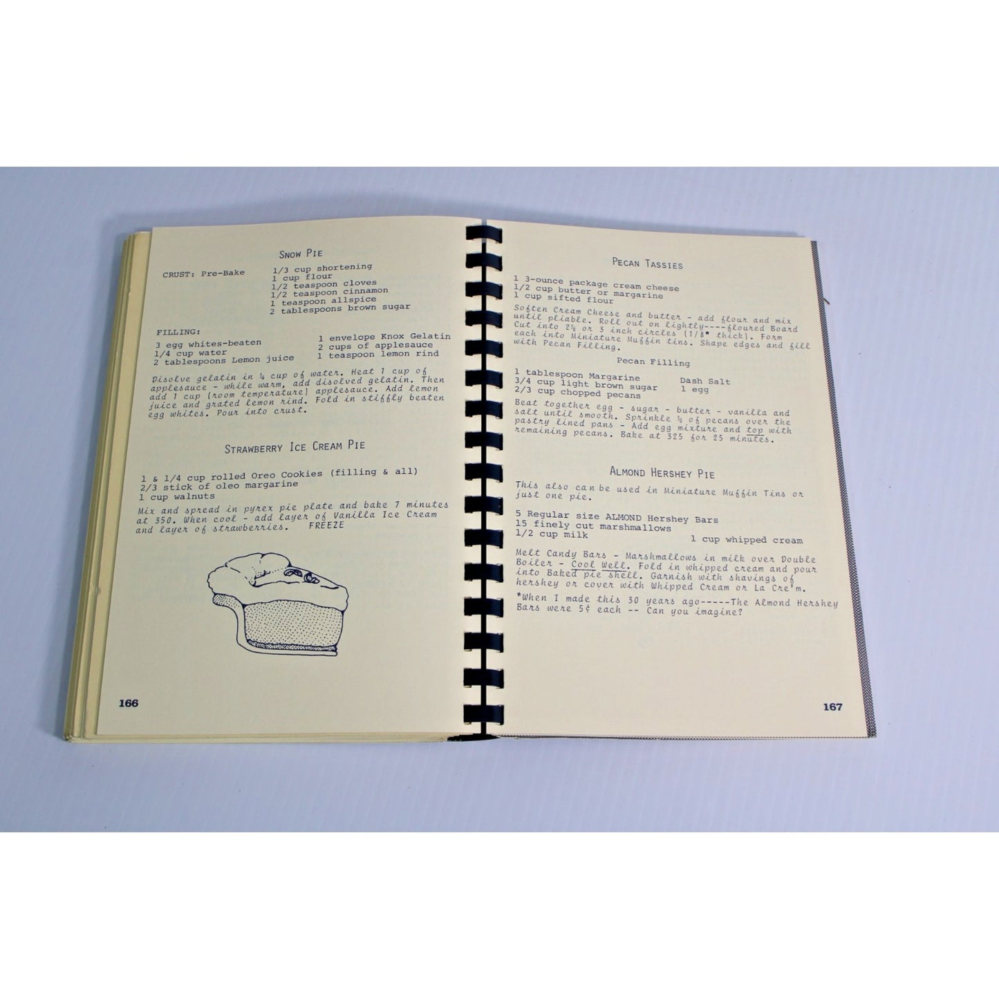 Vintage 1991 Faye Russell's Foods with Flair Cookbook Texas Signed Inscribed