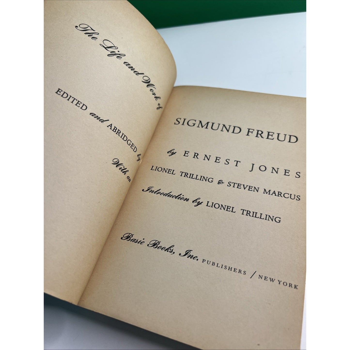 The Life and Work of Sigmund Freud by Ernest Jones Paperback 1961 Illustrated.