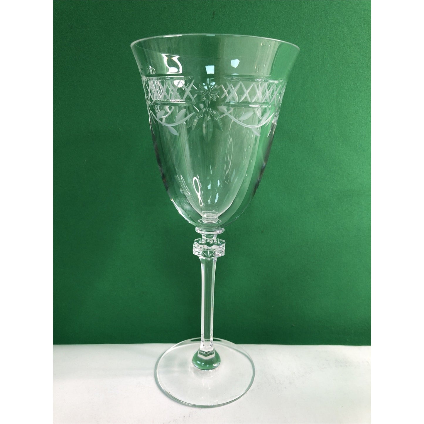 One (1) Royal Doulton Crystal Wellesley Wine Glass 7 5/8” Tall