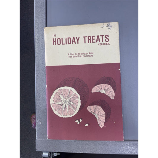 Holiday Treats United Gas Company Vintage Recipes 1986 1987 Salute To Newspapers