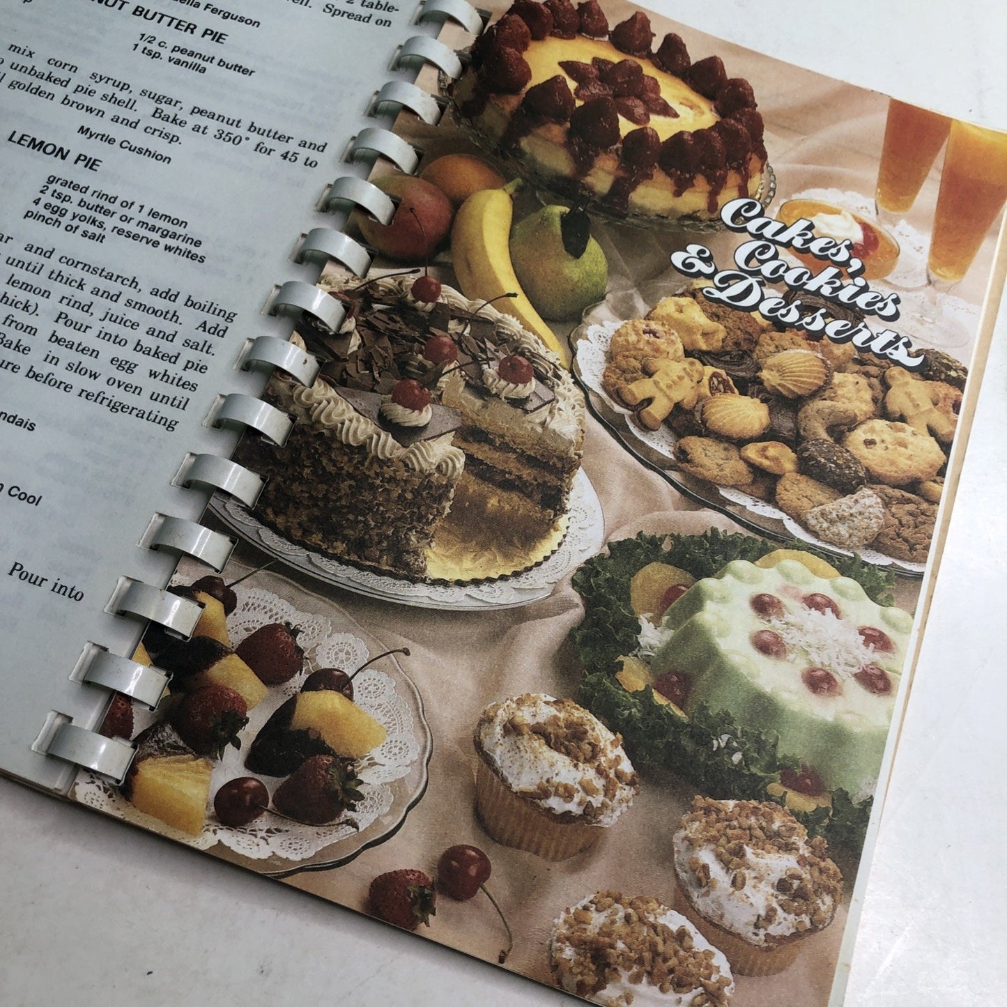 BURNT OFFERINGS COOKBOOK Volunteer Fire Department Stockton Alabama 1990