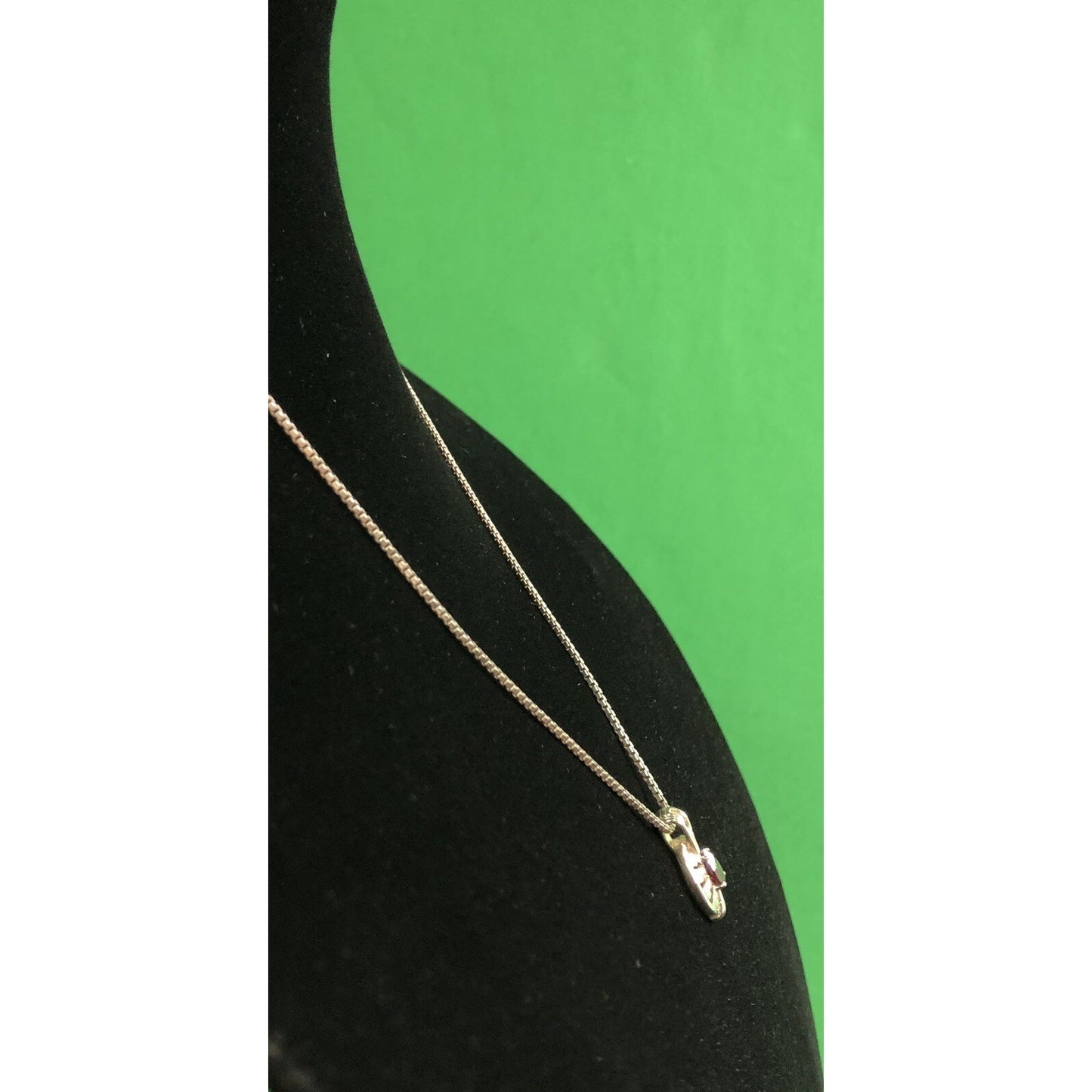 Vintage Garnet Sterling Silver Pendant Necklace Box Chain January Birthstone