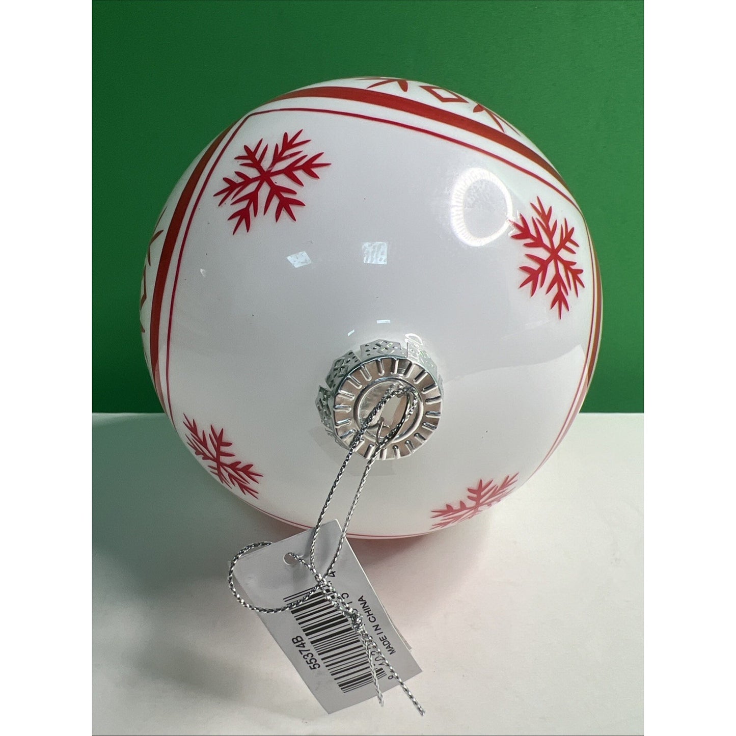 5.25 INCH WHITE W/RED SNOWFLAKE GLASS ROUND ORNAMENT