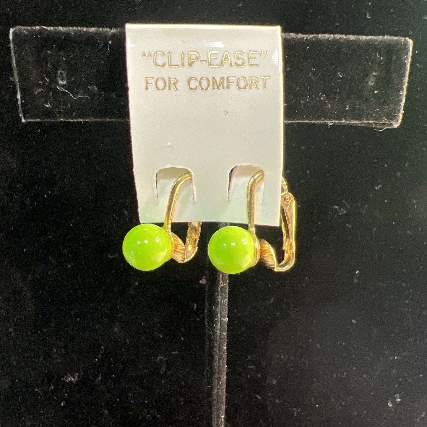 Vintage Chartreuse Green Ball Clip On Earrings Goldtoned Clip-Ease