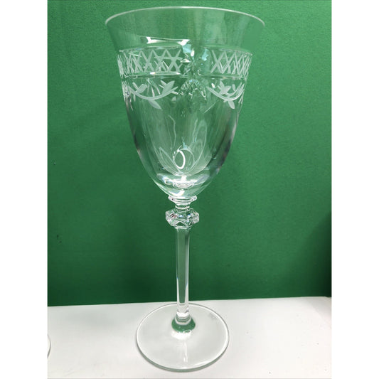 One (1) Royal Doulton Crystal Wellesley Water Goblet Tall Wine Glass 8.25”