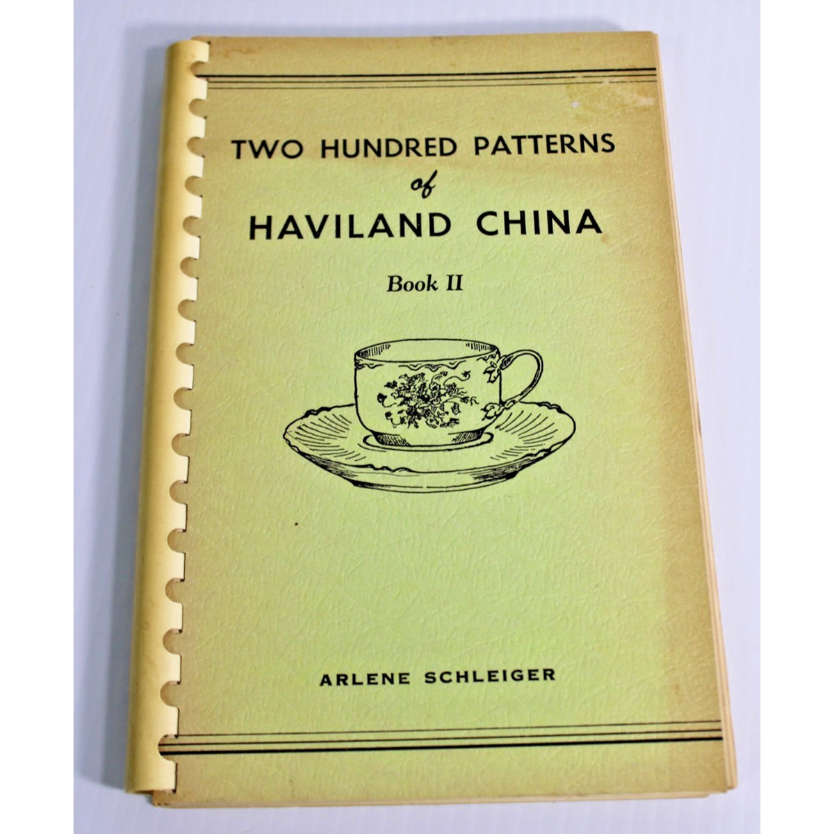 Two Hundred Patterns Haviland China Book Two Arlene Schleiger 1952 Reference
