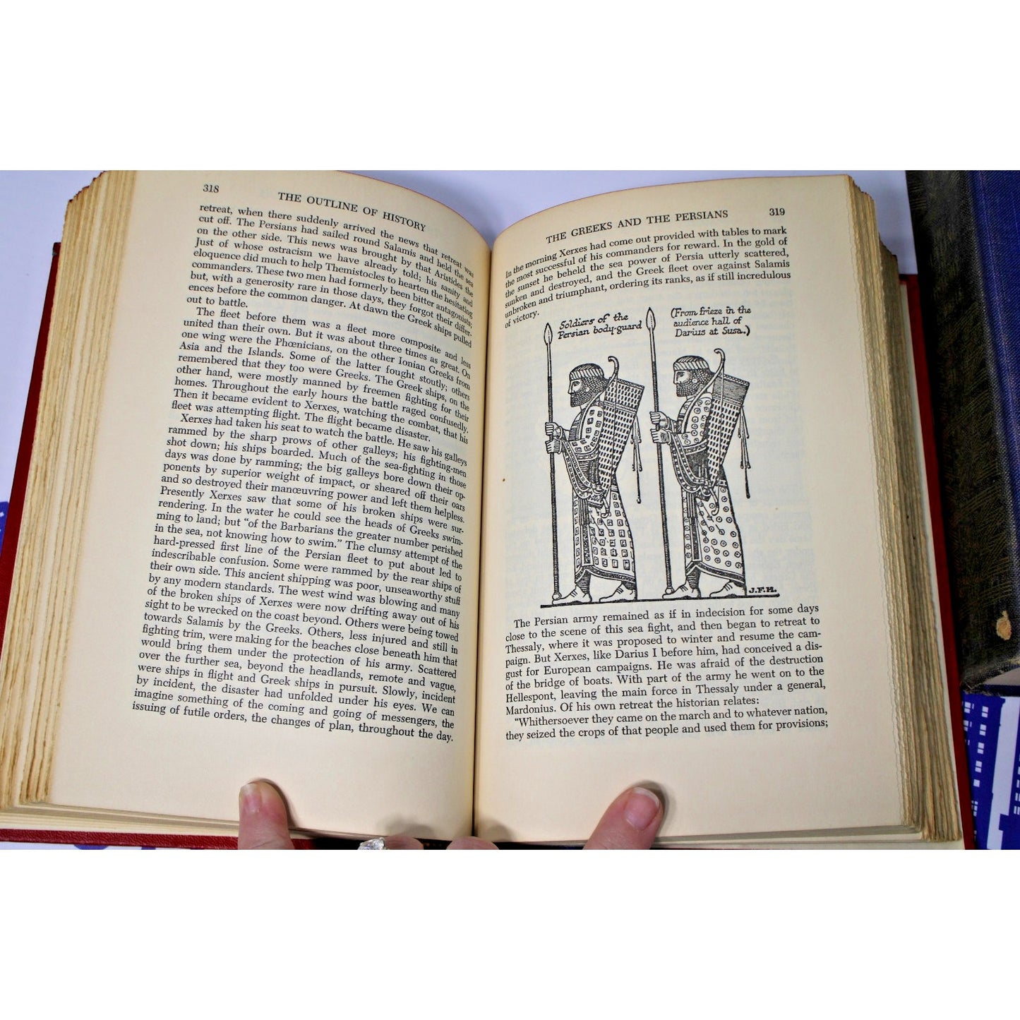 H.G. Wells- The Outline of History Vol. 1 & 2, Vintage 1949 Hardcover Set of 2