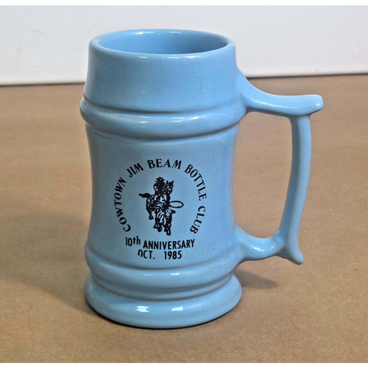 Vintage 1985 Frankoma M2 Cowtown Jim Beam Bottle Club Anniversary Mug, Blue