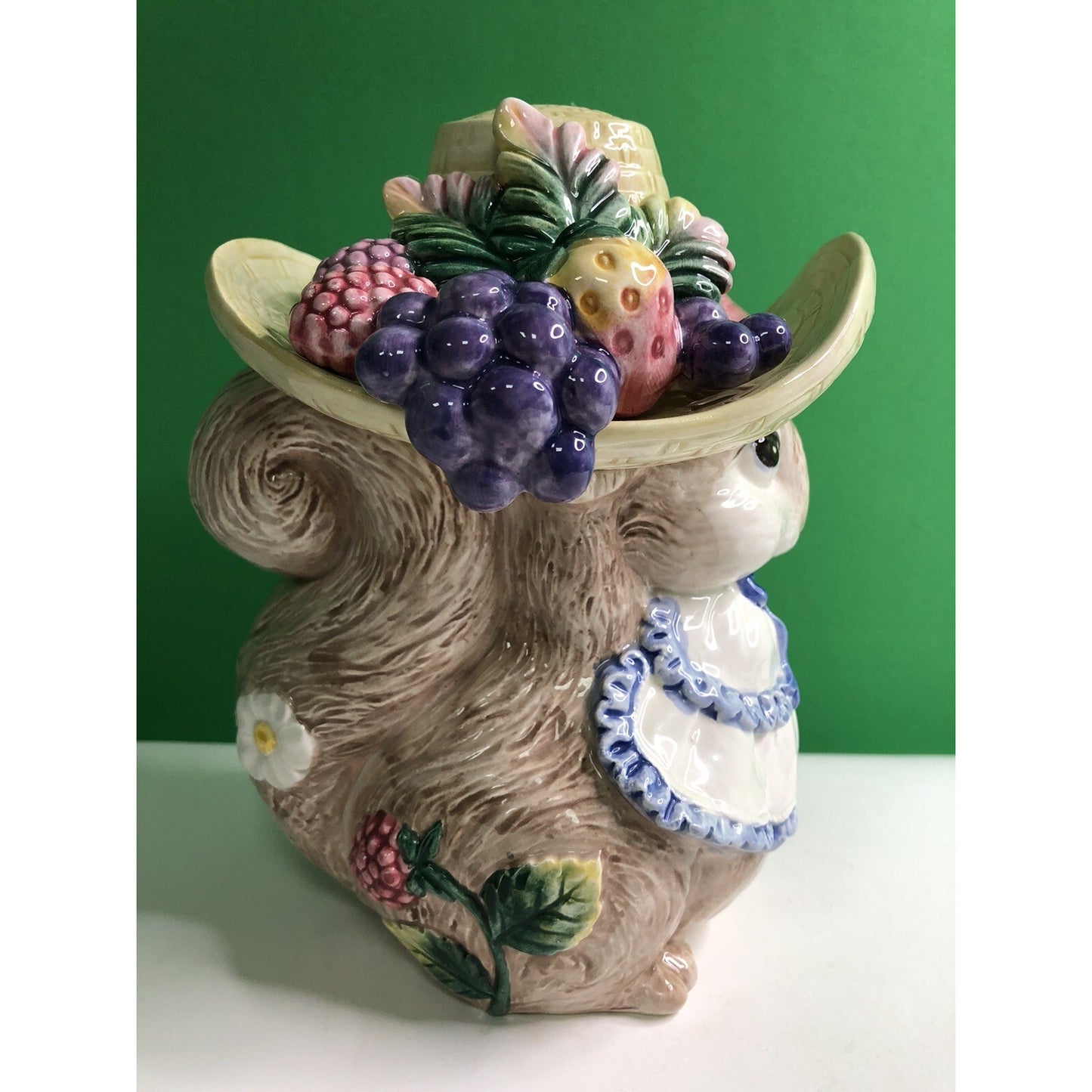 "Miss Squirrel" 1991 FITZ & FLOYD Biscuit Candy Or Small Cookie Jar 8" Tall Mint