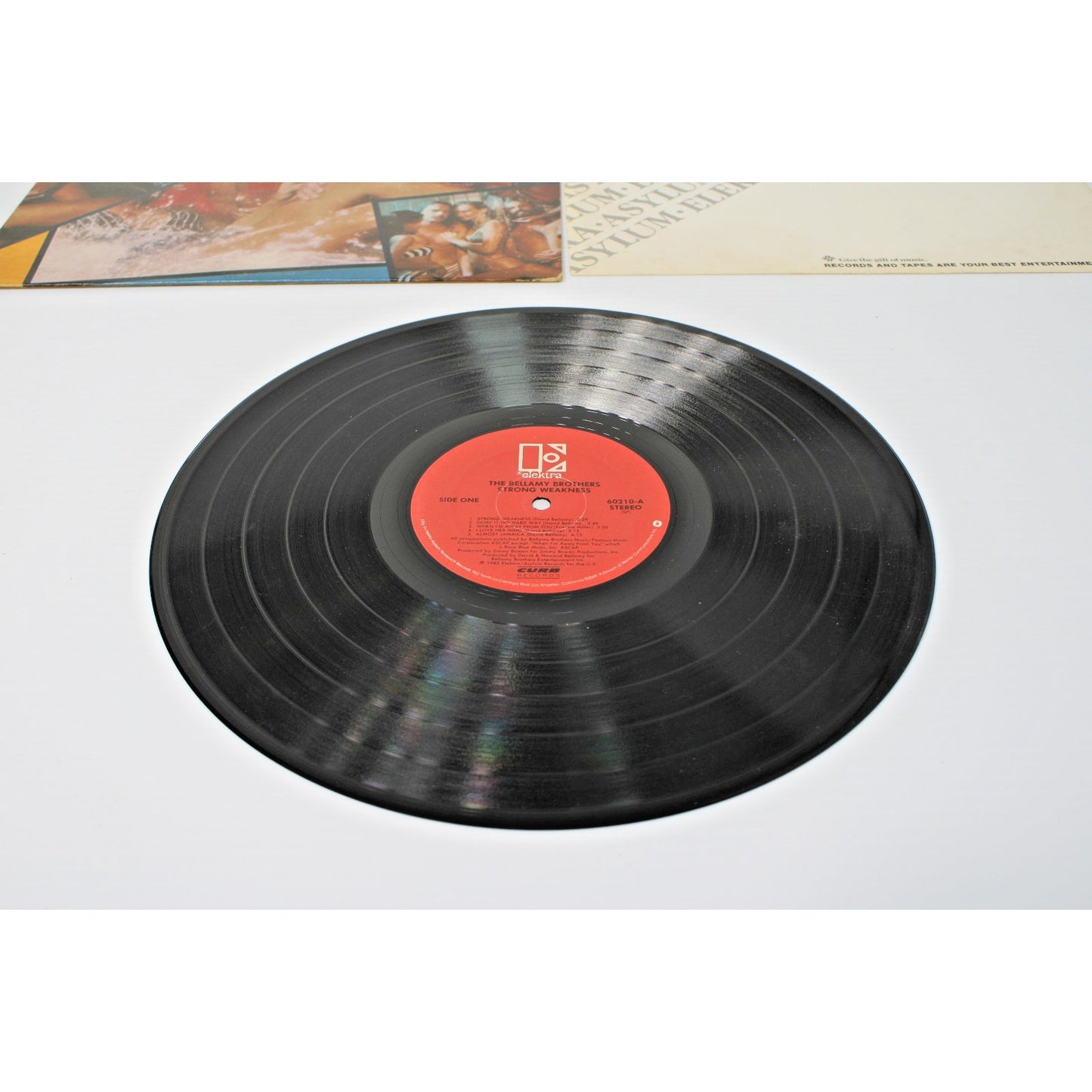 Bellamy Brothers- Strong Weakness, 1982 Vinyl LP Elektra S 60210