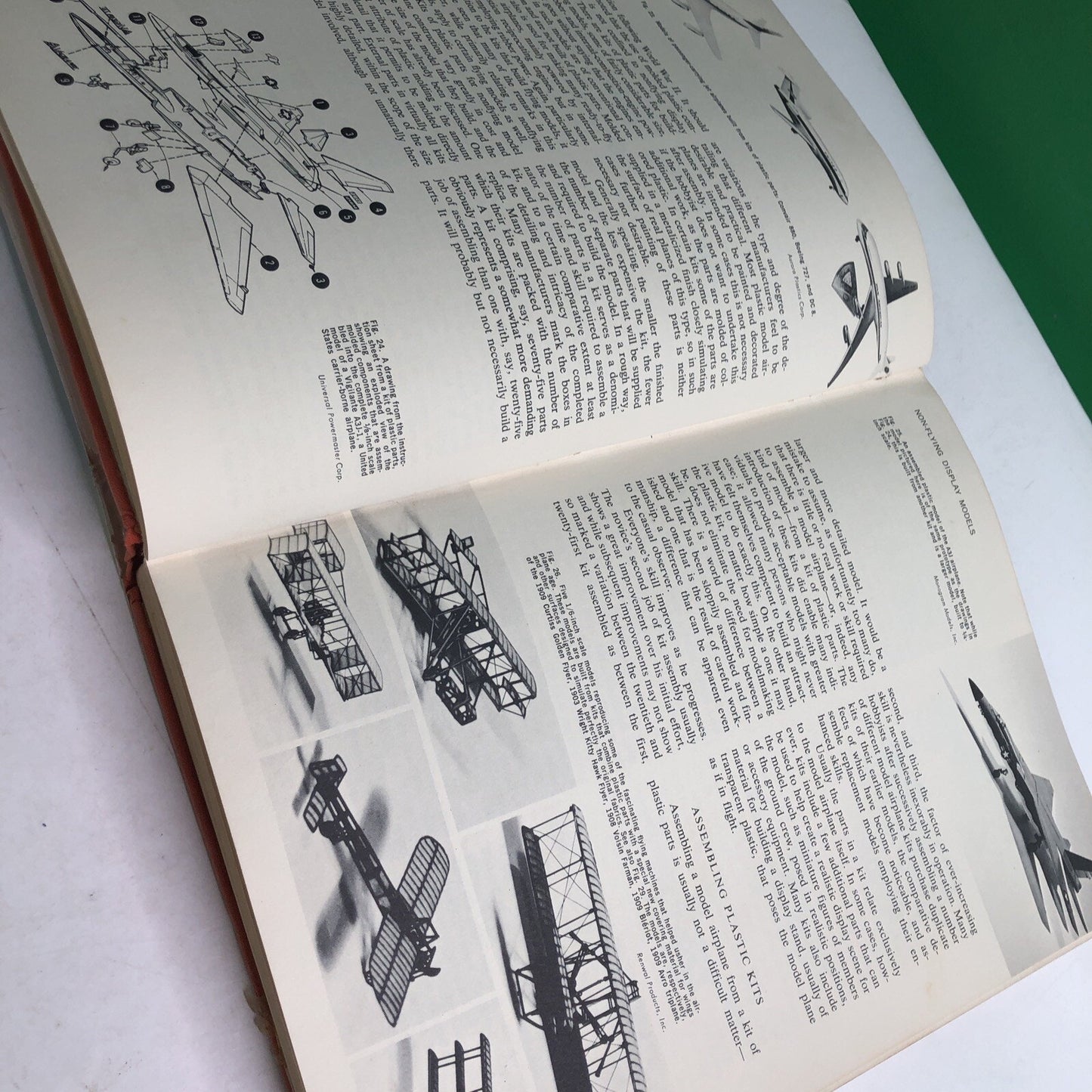 Complete Book Of Model Aircraft Spacecraft And Rockets HC DJ Louis H. Hertz 1967