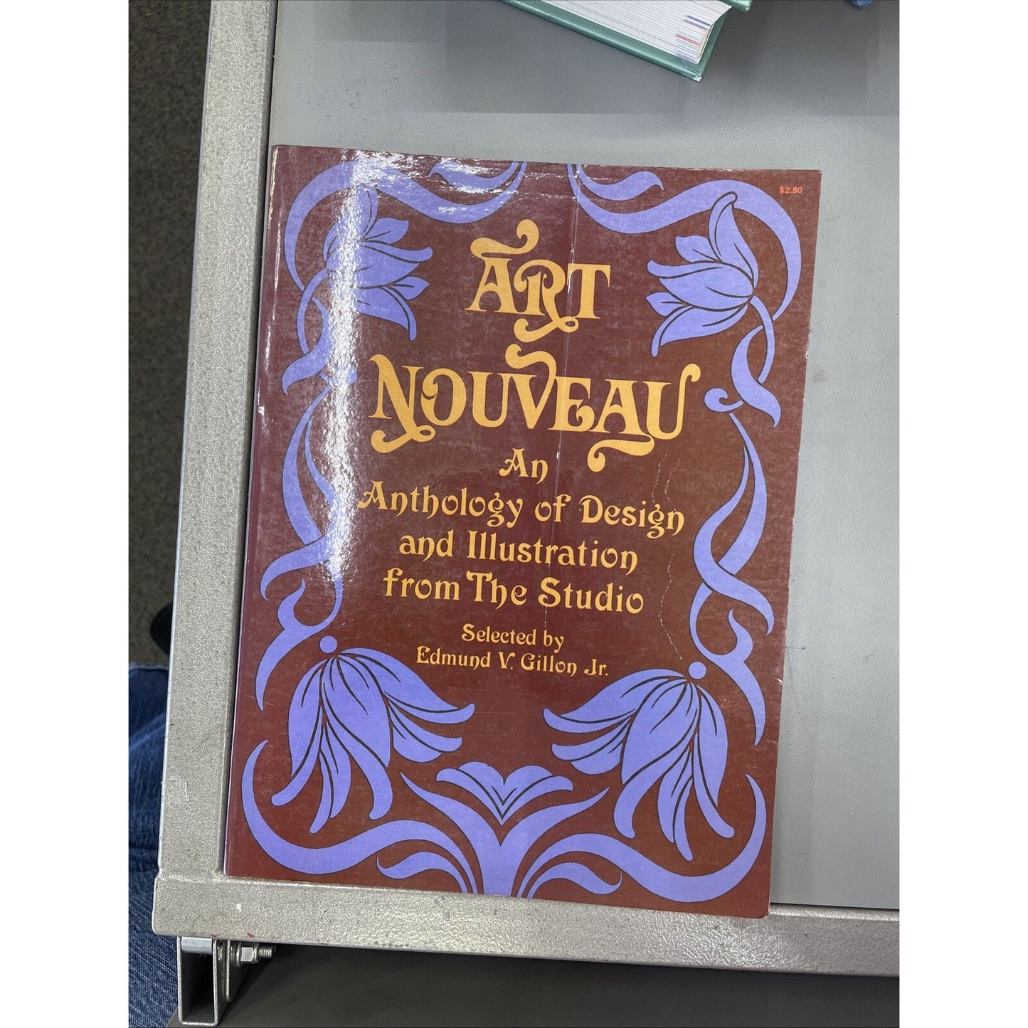 Art Nouveau : An Anthology of Design and Illustration Dover 1969 Edmund Gillon