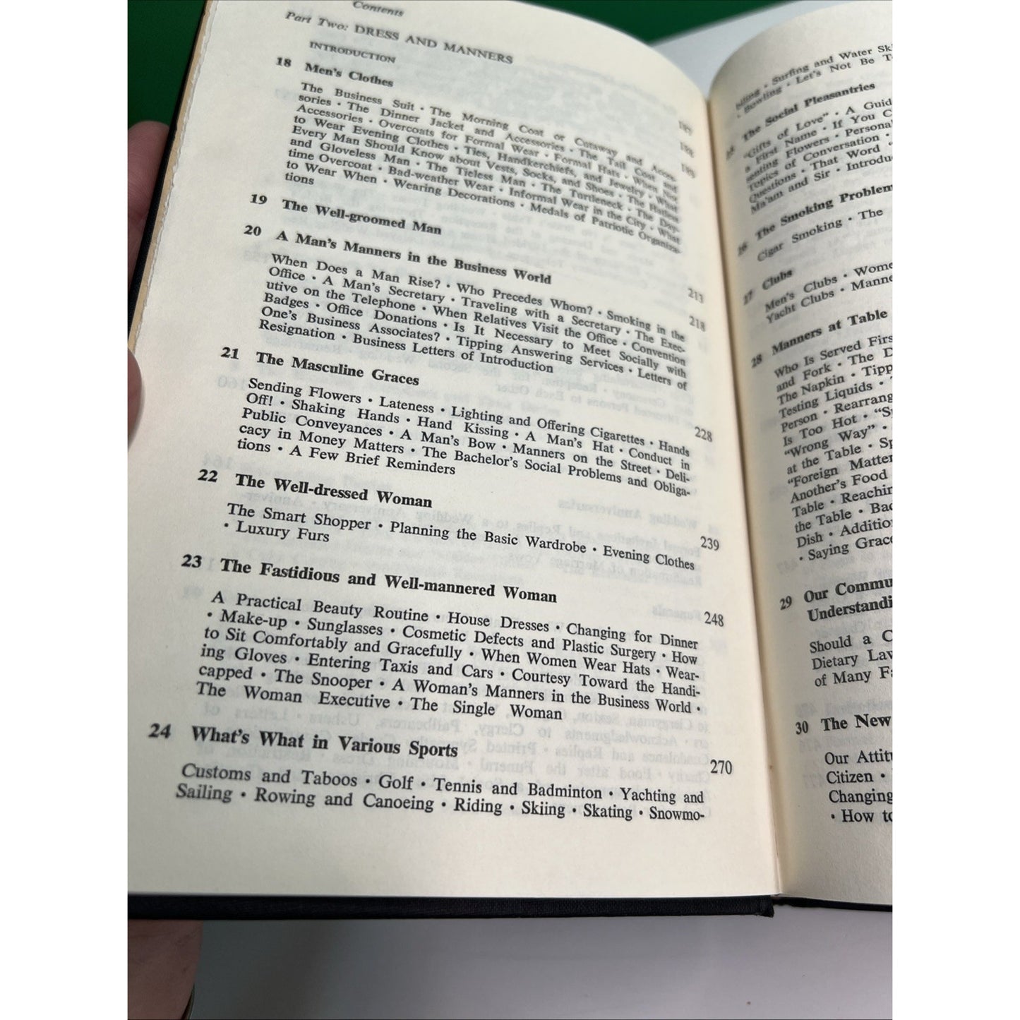 VINTAGE AMY VANDERBILT'S ETIQUETTE 1972 Guide To Gracious Living HC