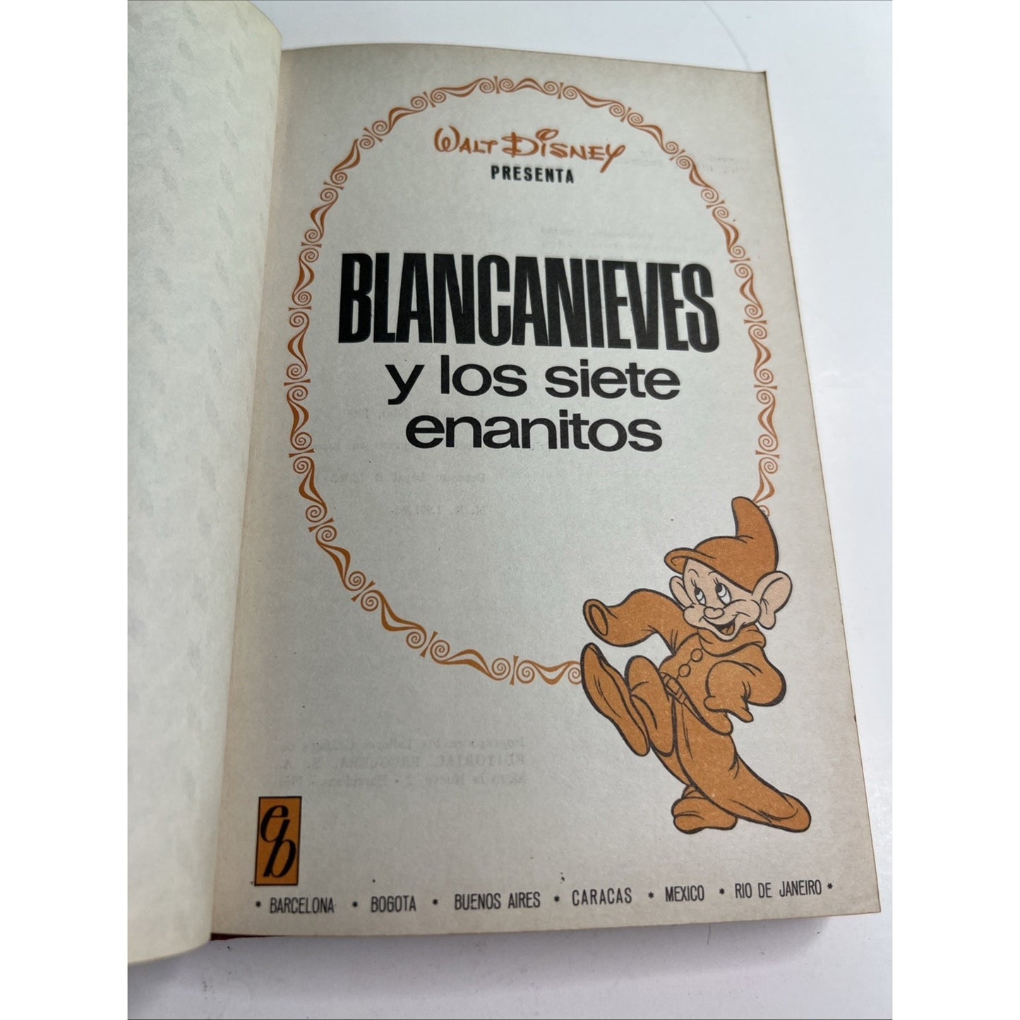 Walt Disney Blancanieves Y Los Siete Enanitos 1968 HC DJ Spanish Snow White