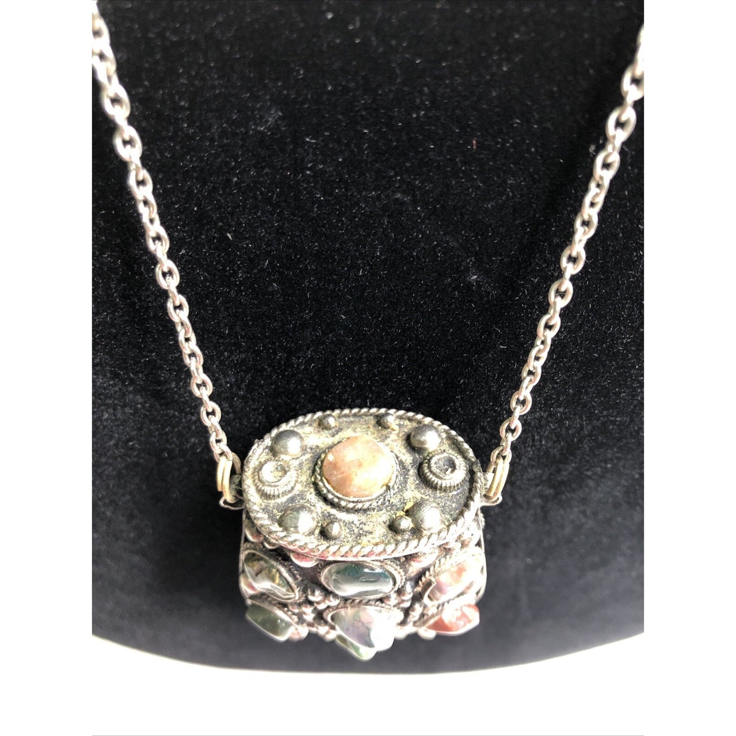 Vintage Sajai Metal Coin Purse Semi Precious Stones Kuchi Prayer Box Necklace