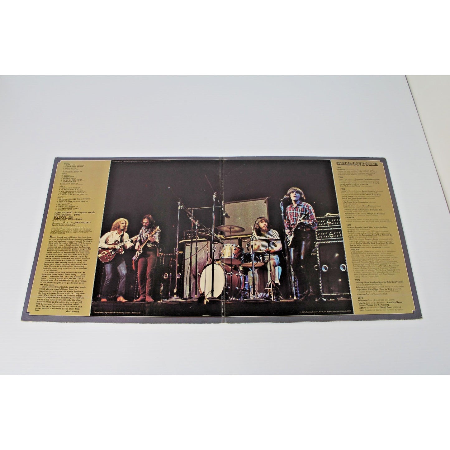 CCR Creedence Clearwater Revival Ft. John Fogerty- Chronicle, 1976 Greatest Hits