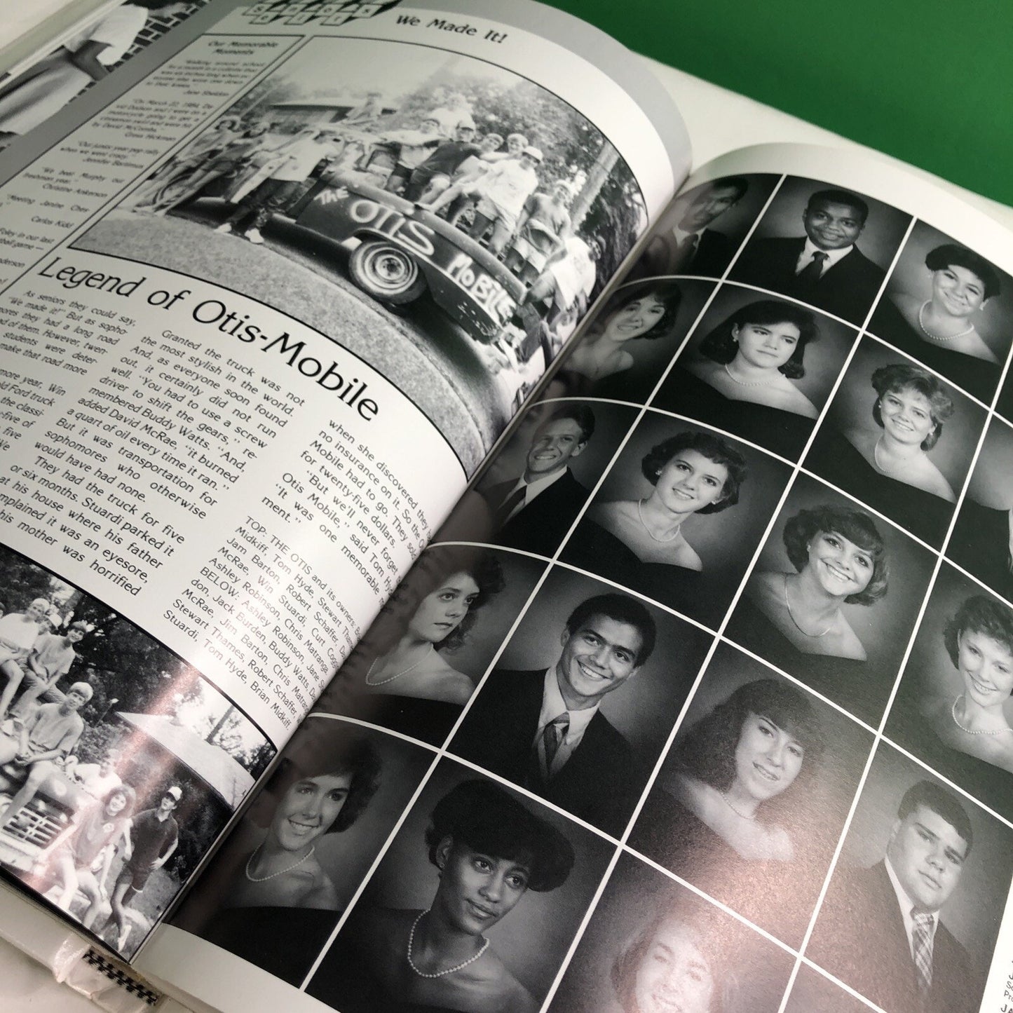 1985 - 1986 McGill Toolen High School Yearbook VESPIDAE Mobile Alabama AL