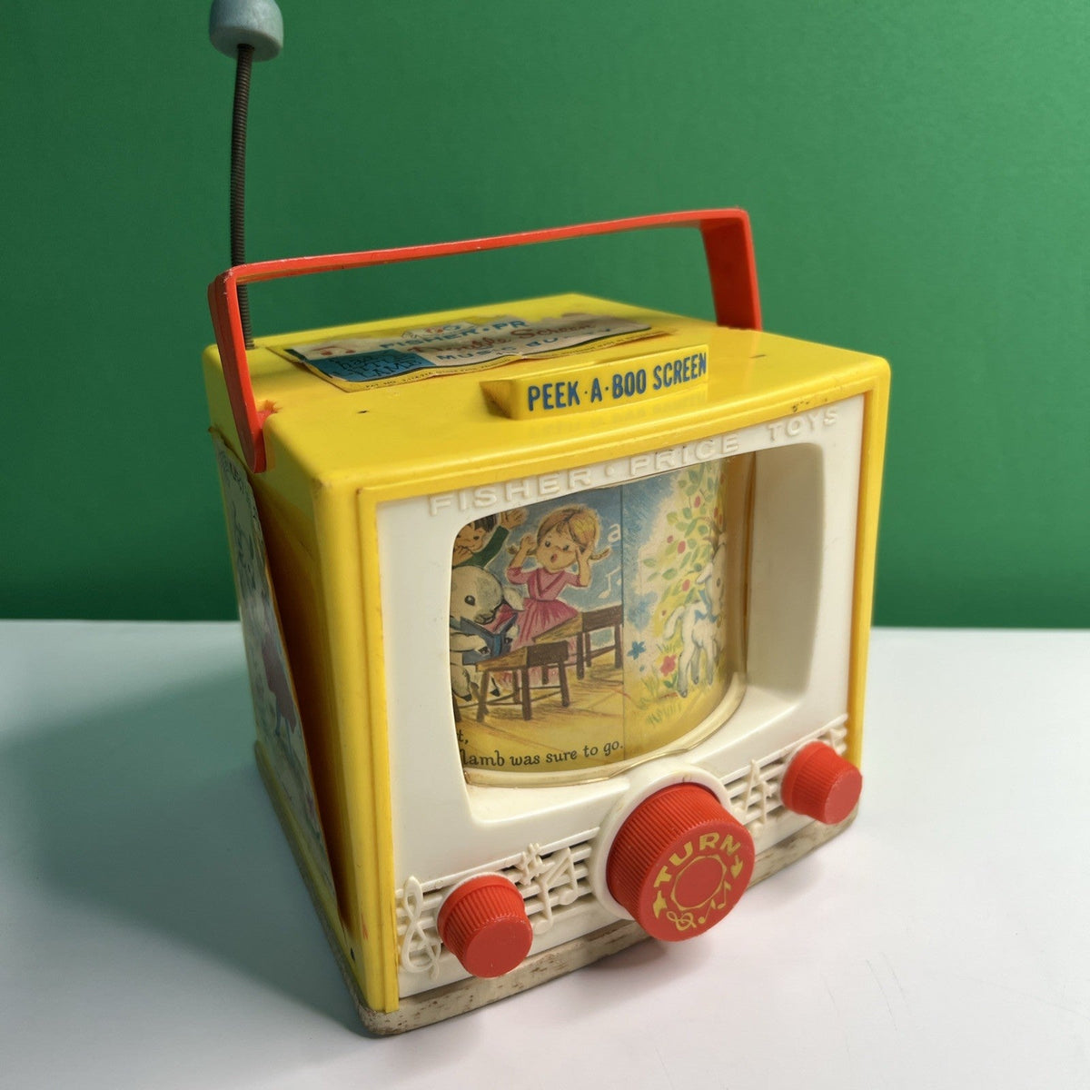 VTG '64-'65 Fisher Price Peek A Boo Screen TV #195 Toy Music Box. Works!