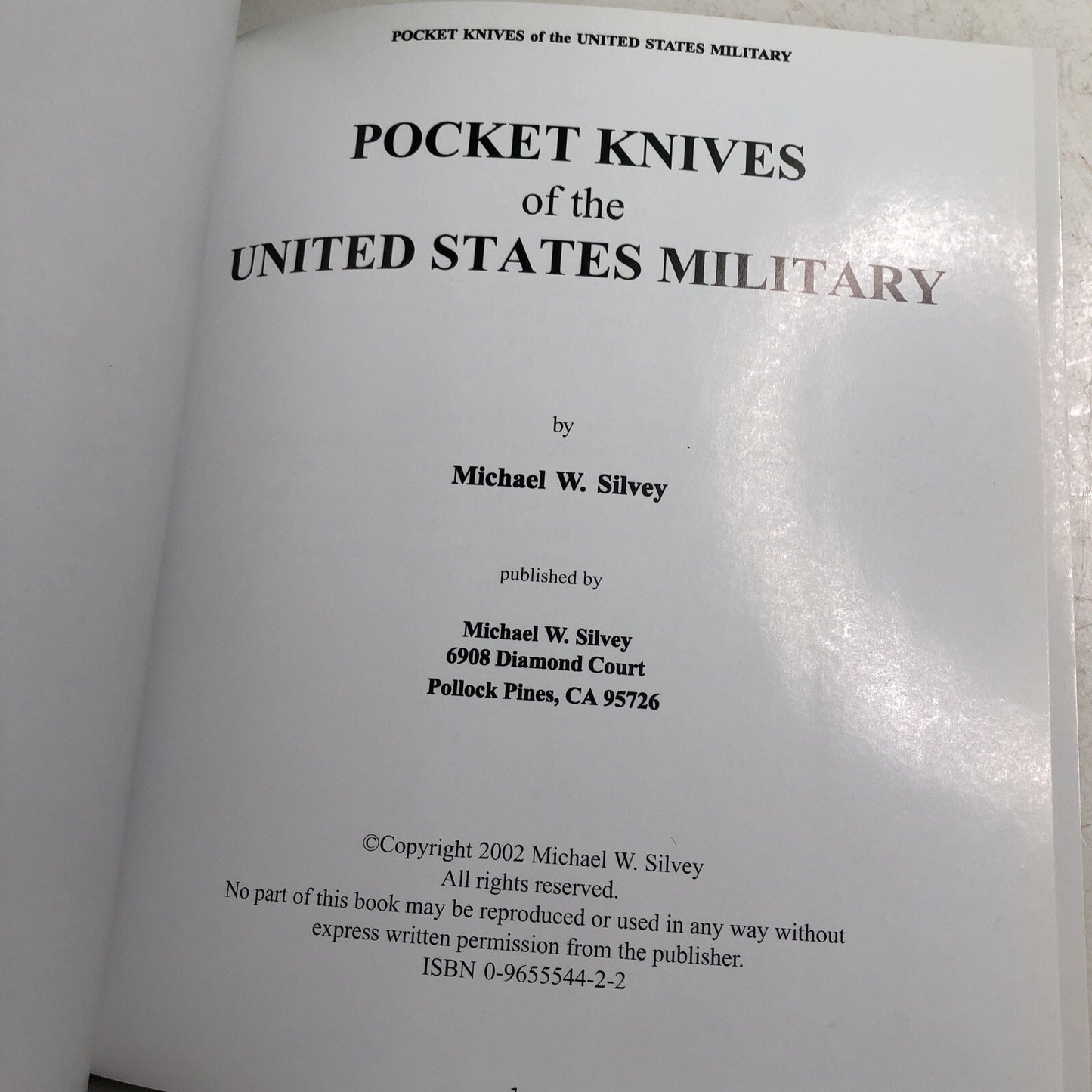 POCKET KNIVES UNITED STATES MILITARY Navy Army Marines Coast Guard Knife Book