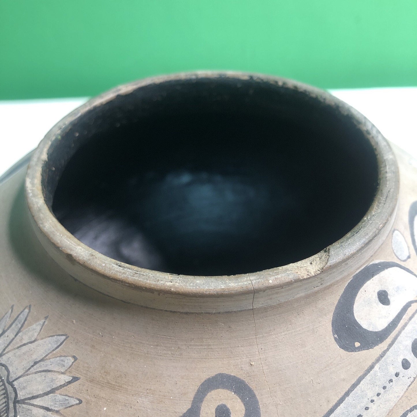 Native American Or Mata Ortiz Style Handpainted Pottery Vase Pot Polychrome