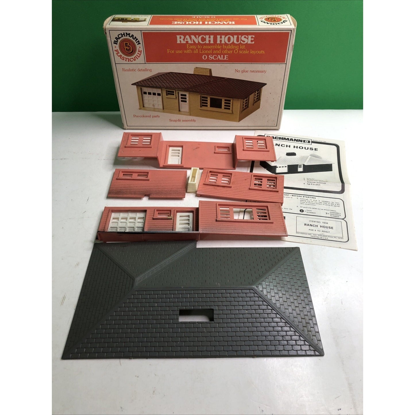 Bachmann Plasticville O Scale #1934 Ranch House Snap Fit Kit Train Lionel