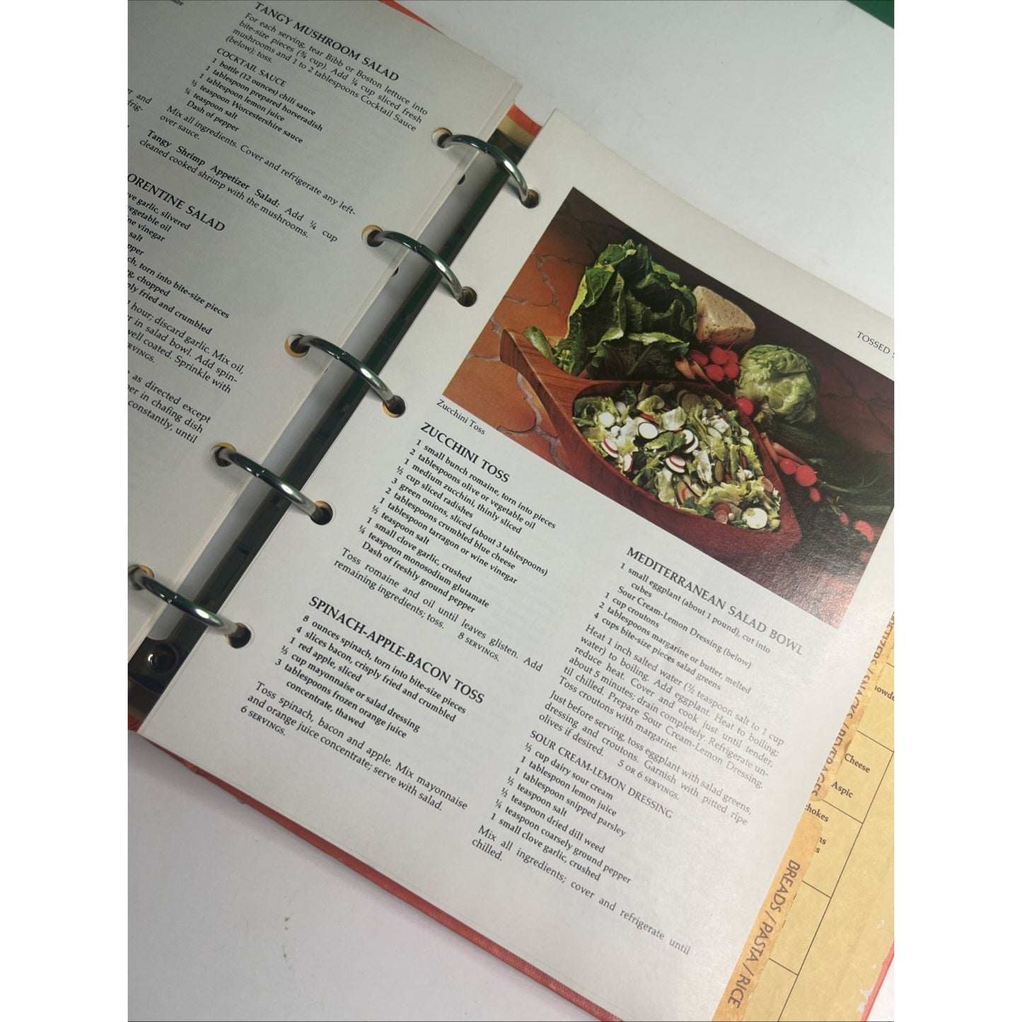 1984 Betty Crockers Hardcover Ring Bound Cookbook
