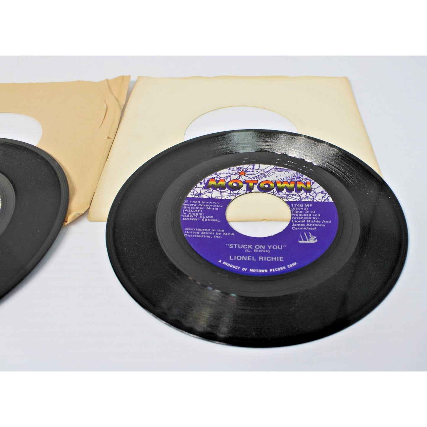 Lionel Richie- Two 7" 45 RPM Motown Records- Stuck On You, Round and Round- EX!