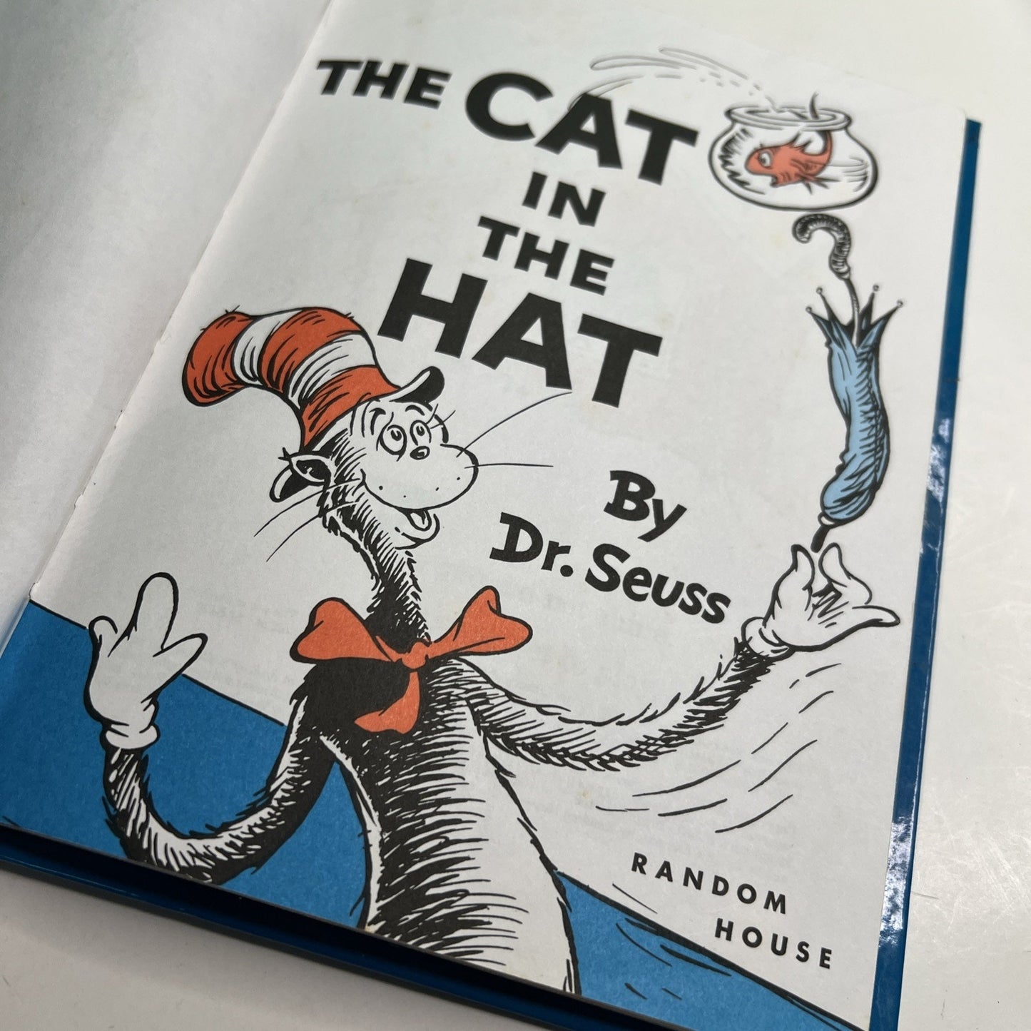 Dr Seuss The Cat in the Hat 1957 renewed 1985 Random House Grolier Book Club Ed.